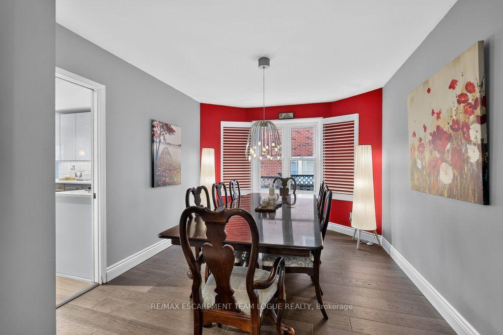 Photo 8 of 470 Delaney Court, Burlington, Shoreacres — HOMEH