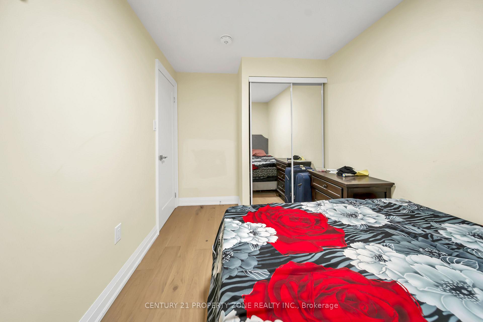 Photo 24 of 19 Horseshoe Court, Brampton, Central Park — HOMEH