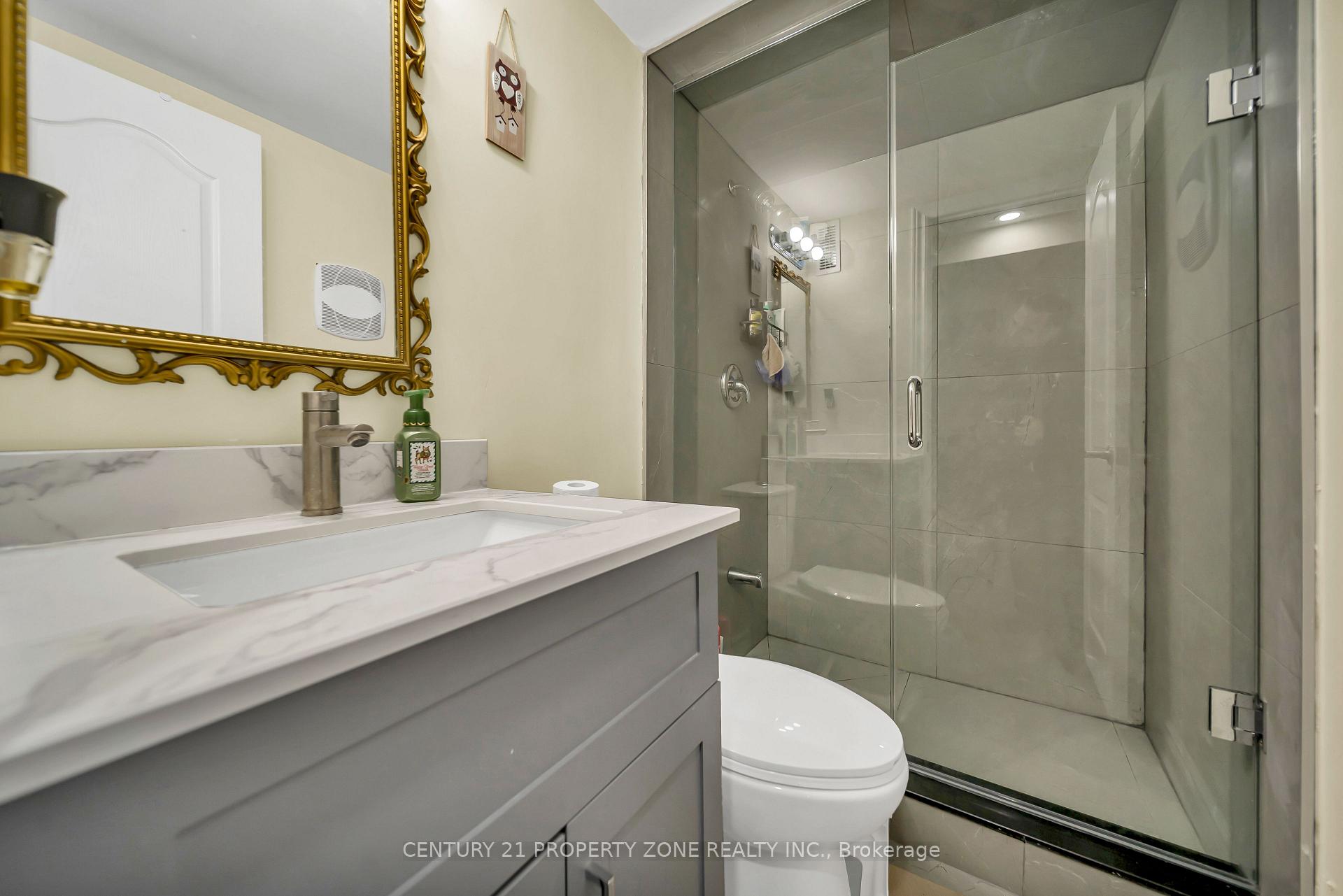 Photo 33 of 19 Horseshoe Court, Brampton, Central Park — HOMEH