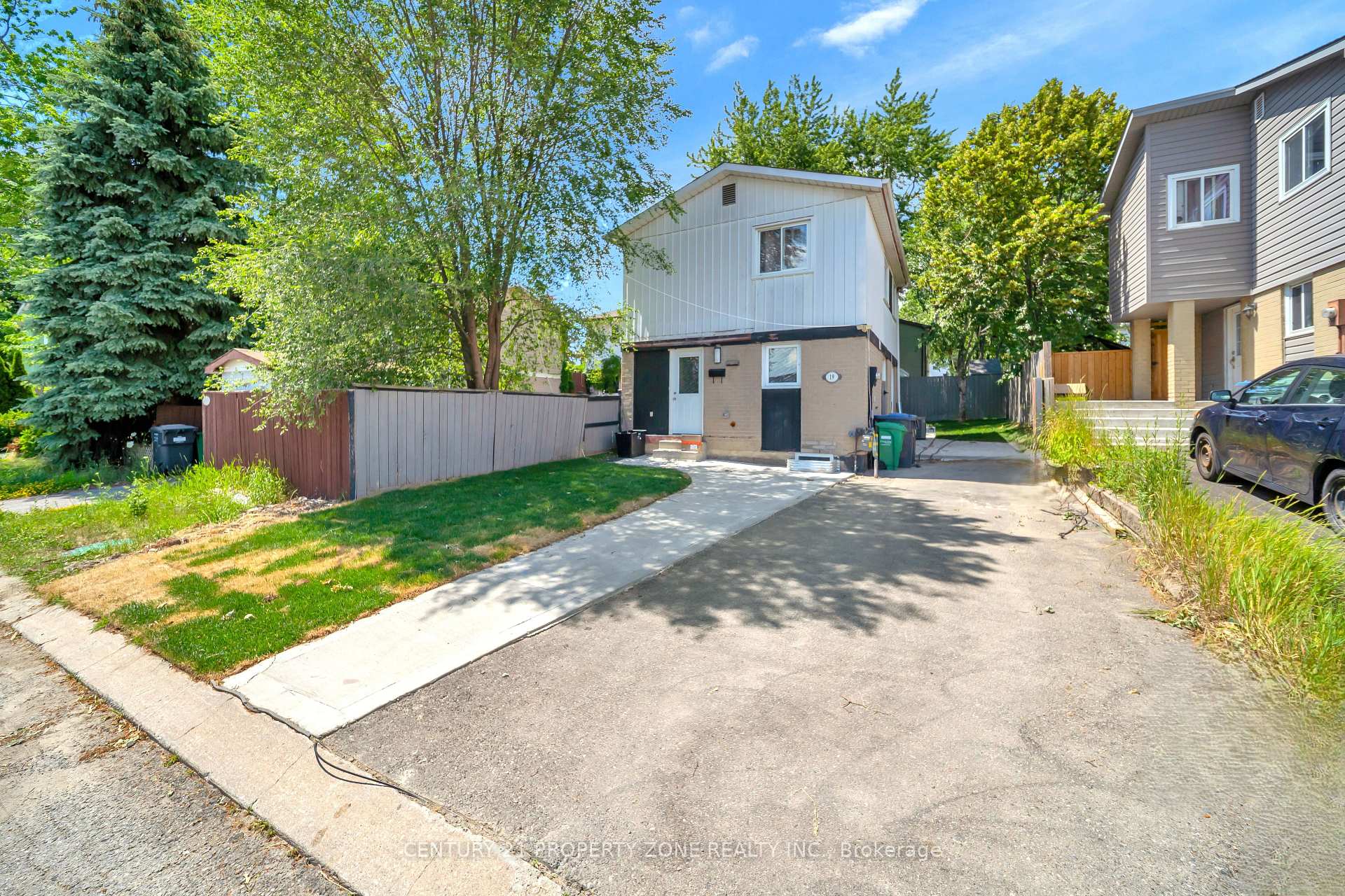 Photo 41 of 19 Horseshoe Court, Brampton, Central Park — HOMEH