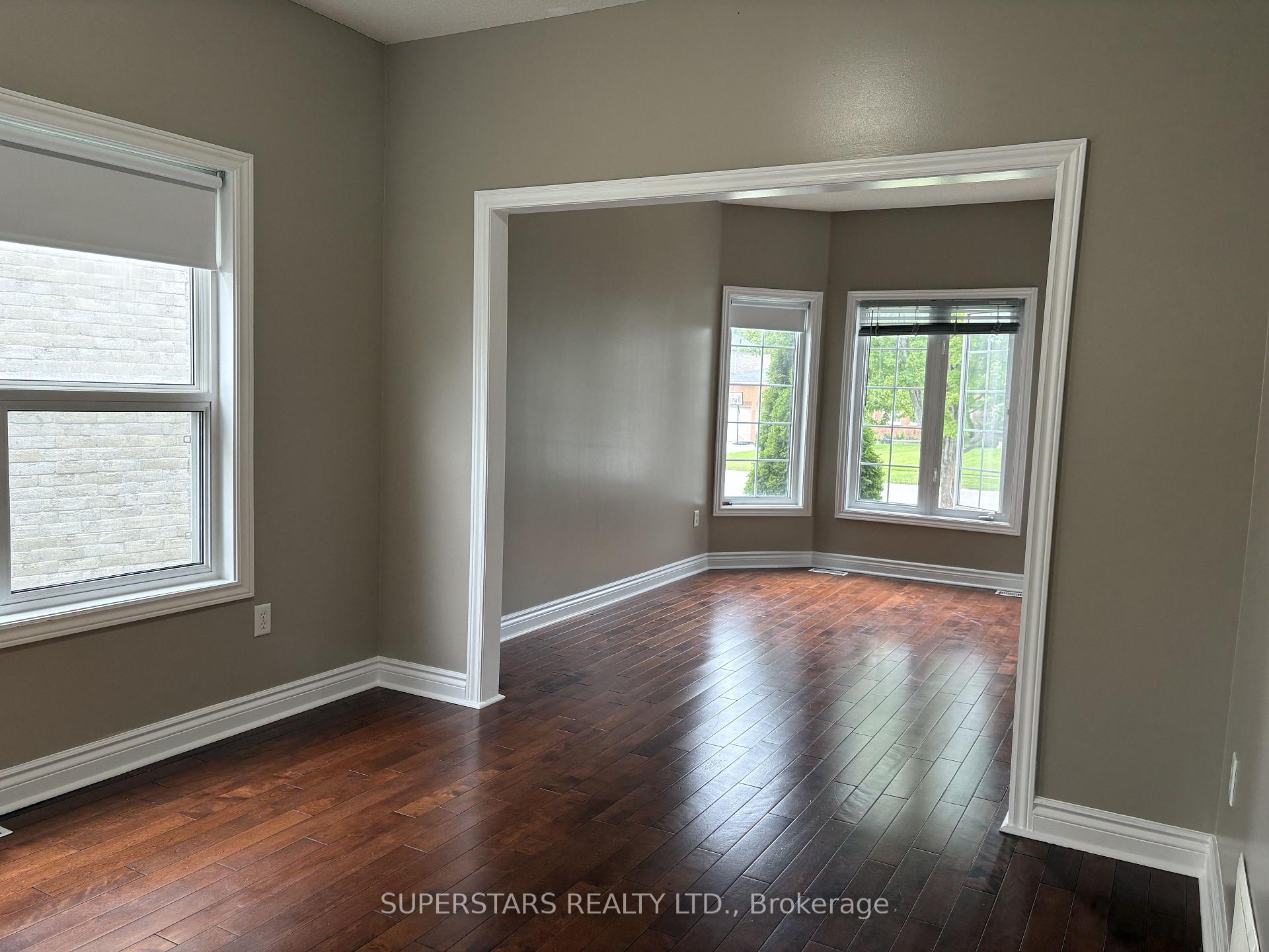 Photo 6 of 98 Joseph Crescent, Barrie, Painswick South — HOMEH