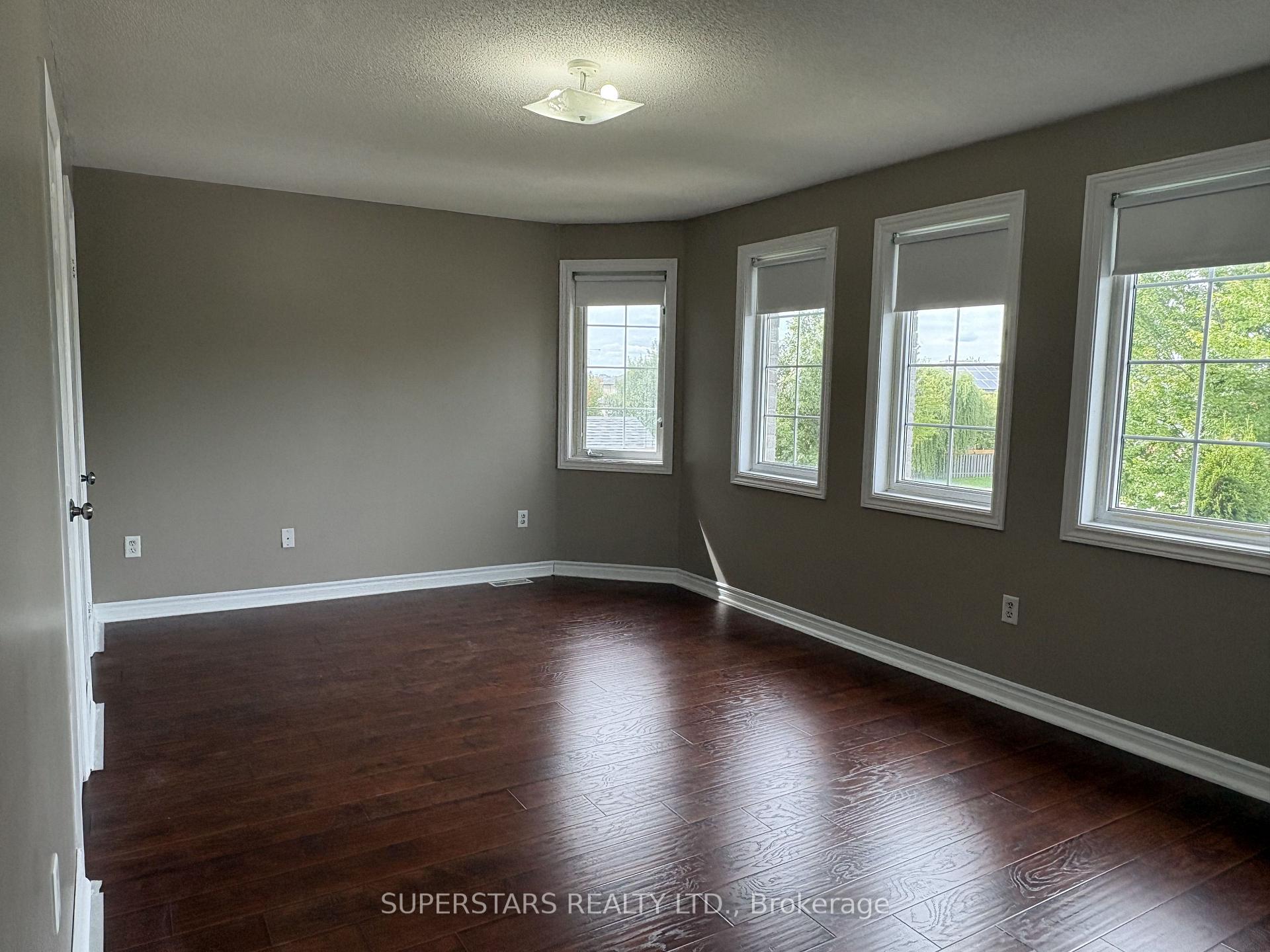 Photo 23 of 98 Joseph Crescent, Barrie, Painswick South — HOMEH