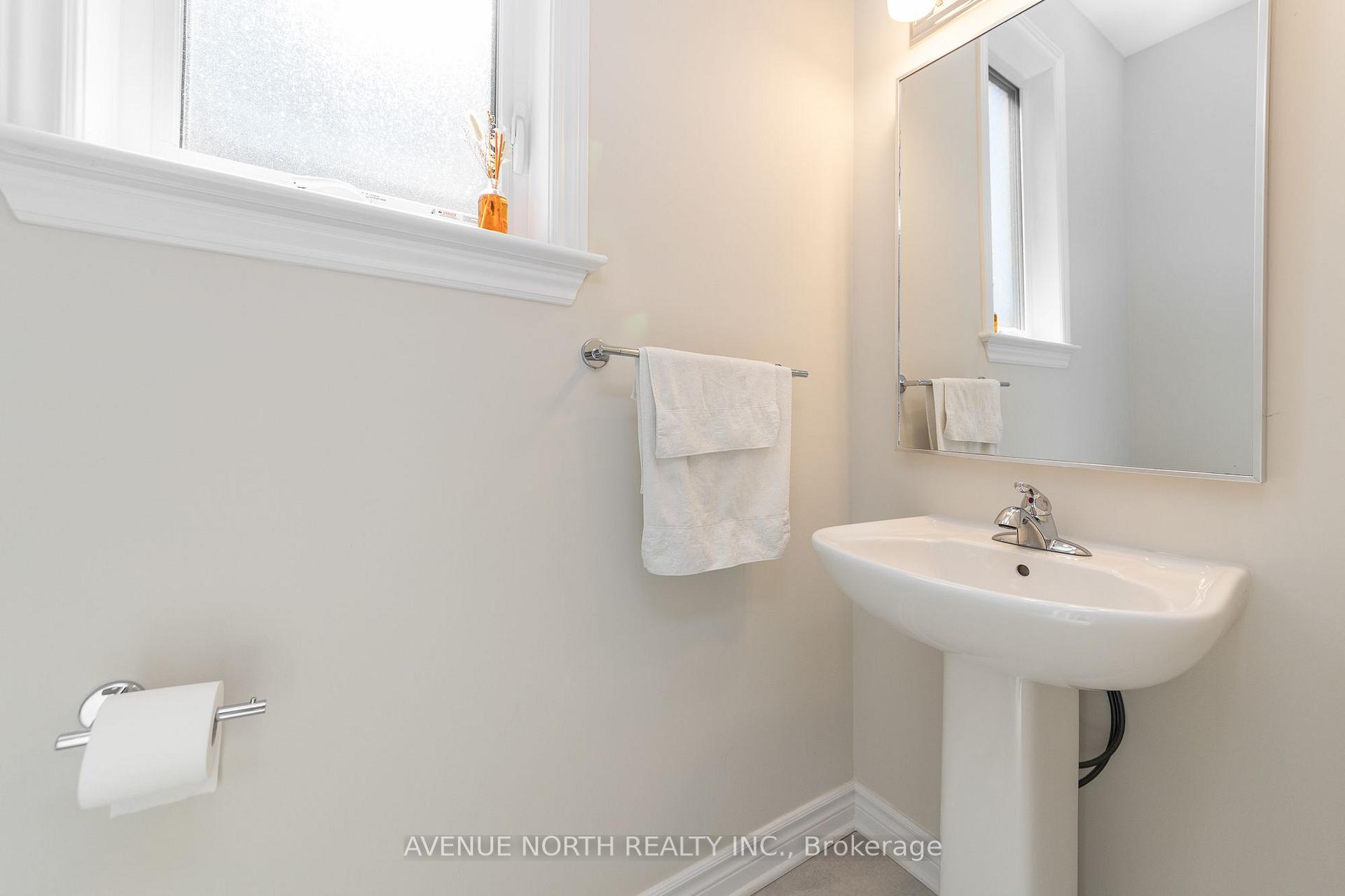 Photo 5 of 98 Nepeta Crescent, Ottawa, Blossom Park/Kemp Park/Findlay Creek — HOMEH