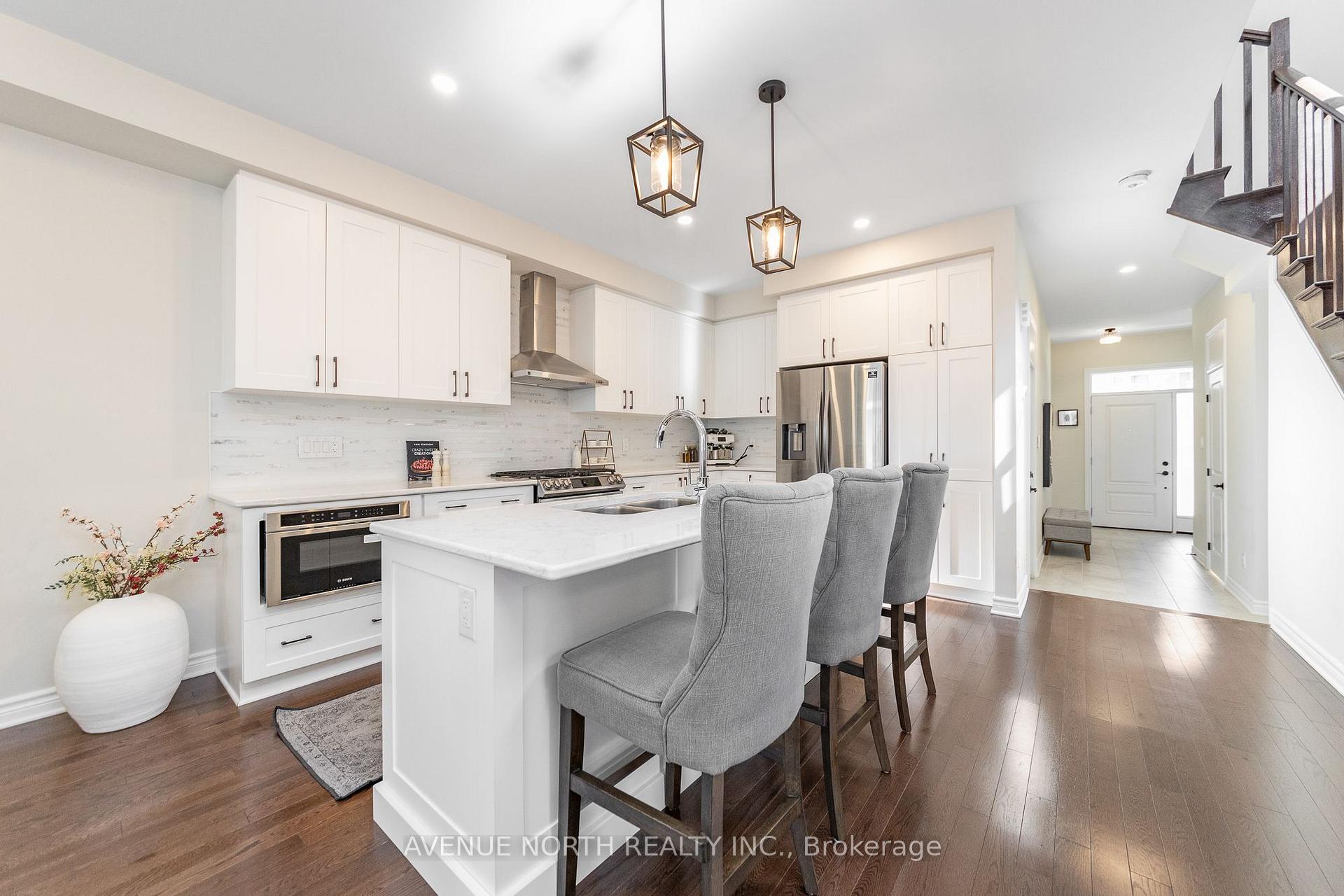 Photo 8 of 98 Nepeta Crescent, Ottawa, Blossom Park/Kemp Park/Findlay Creek — HOMEH