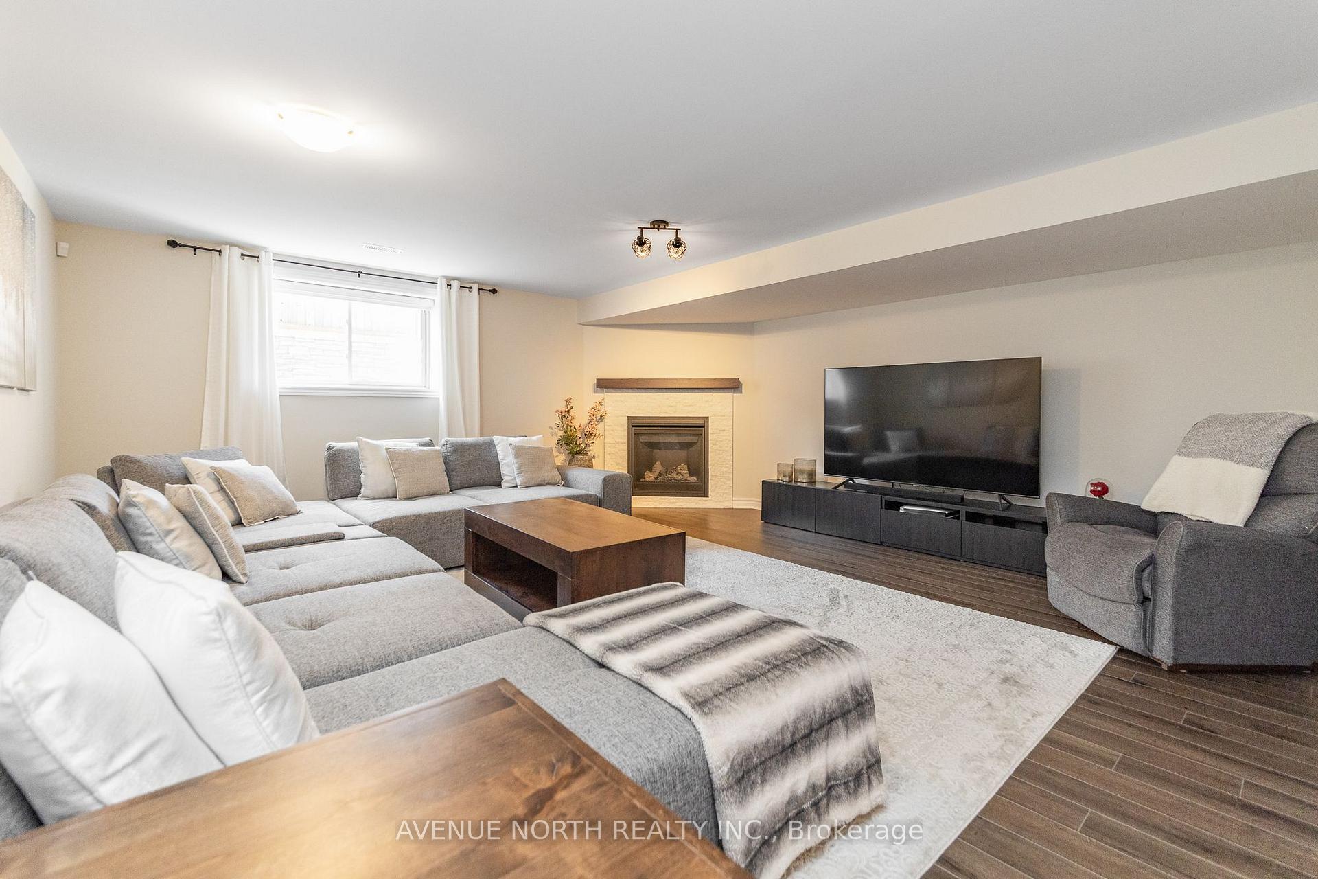 Photo 43 of 98 Nepeta Crescent, Ottawa, Blossom Park/Kemp Park/Findlay Creek — HOMEH