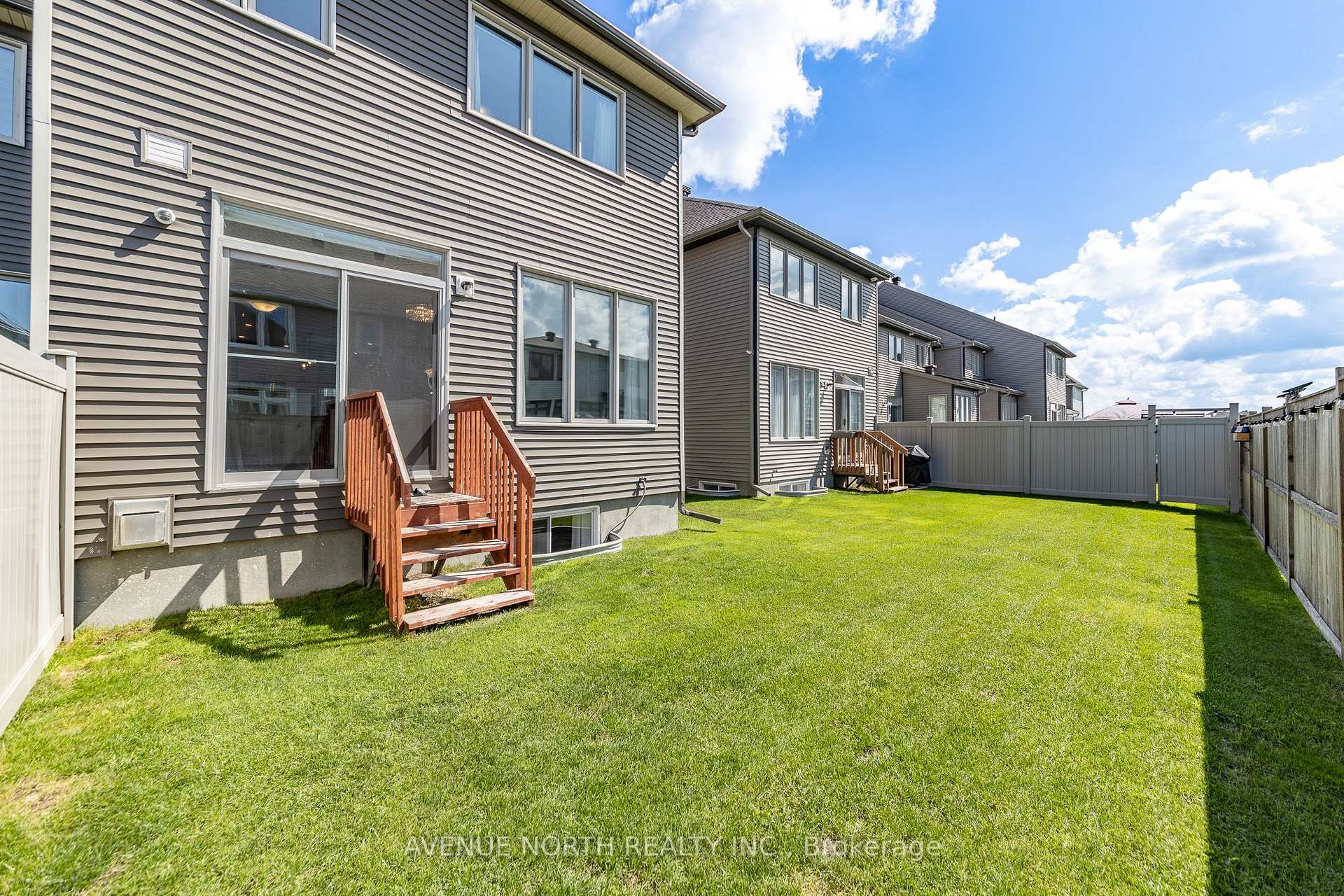 Photo 47 of 98 Nepeta Crescent, Ottawa, Blossom Park/Kemp Park/Findlay Creek — HOMEH