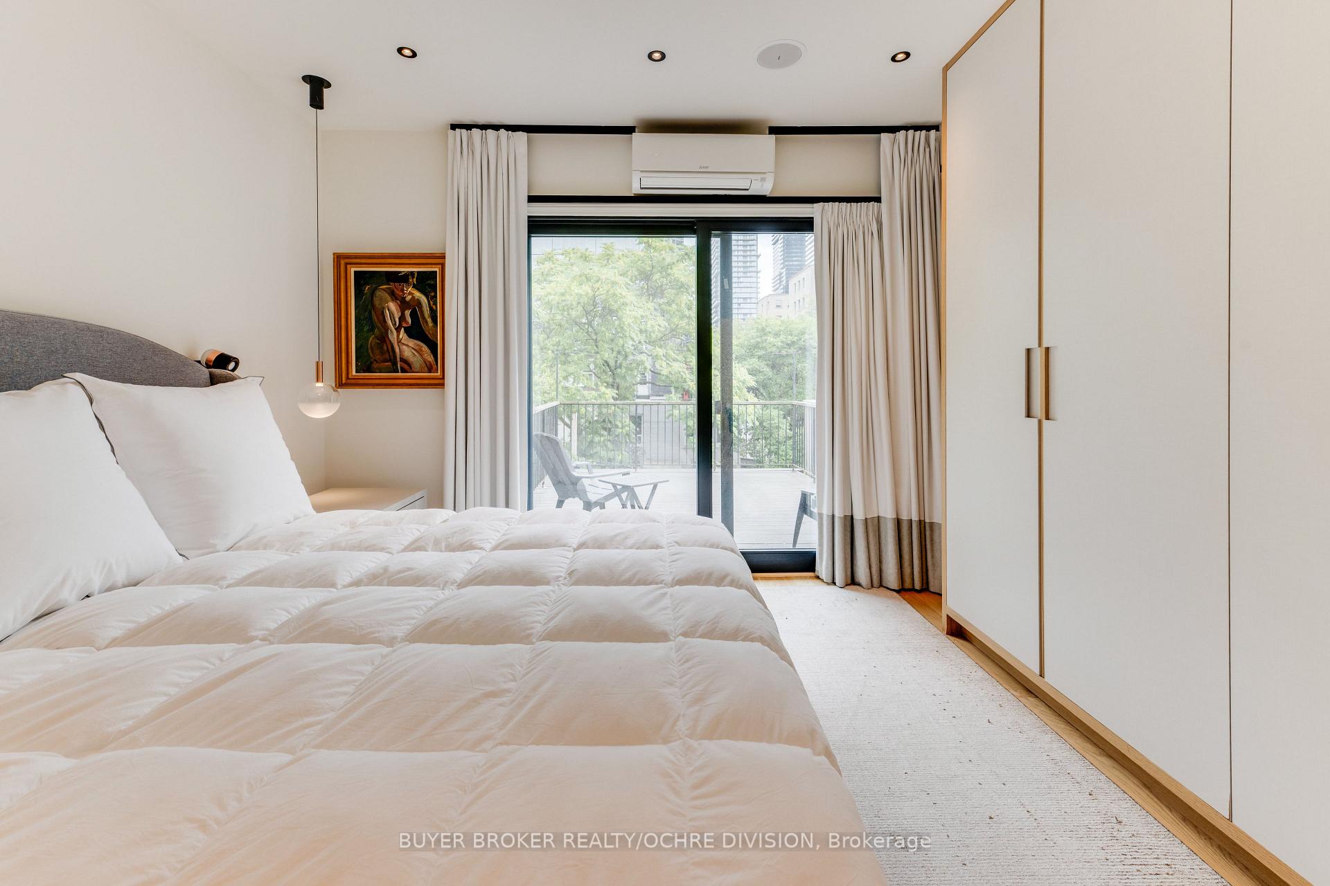 Photo 39 of 155 Collier Street, Toronto, Rosedale-Moore Park — HOMEH