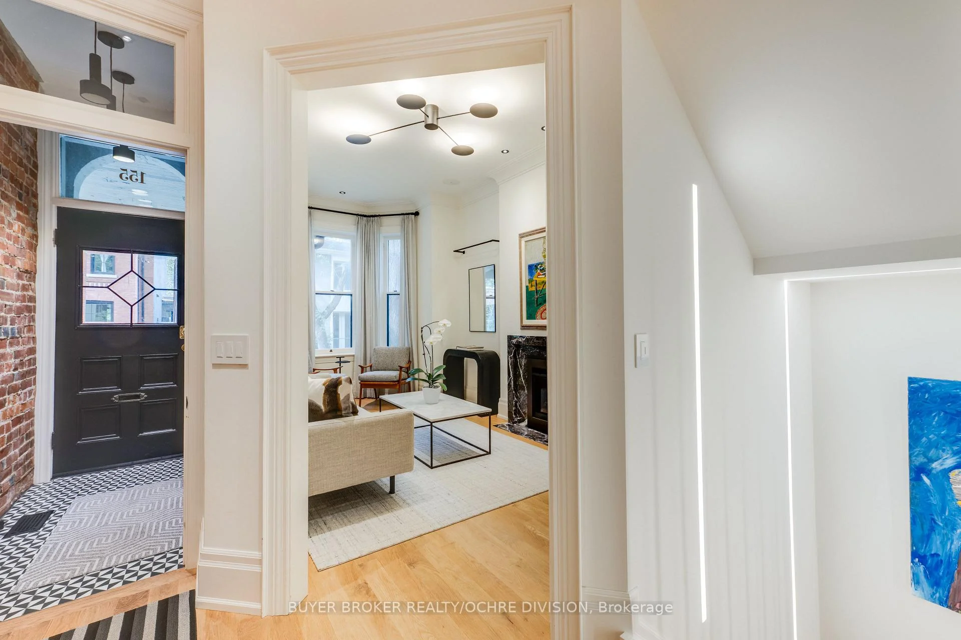 Photo 3 of 155 Collier Street, Toronto, Rosedale-Moore Park — HOMEH