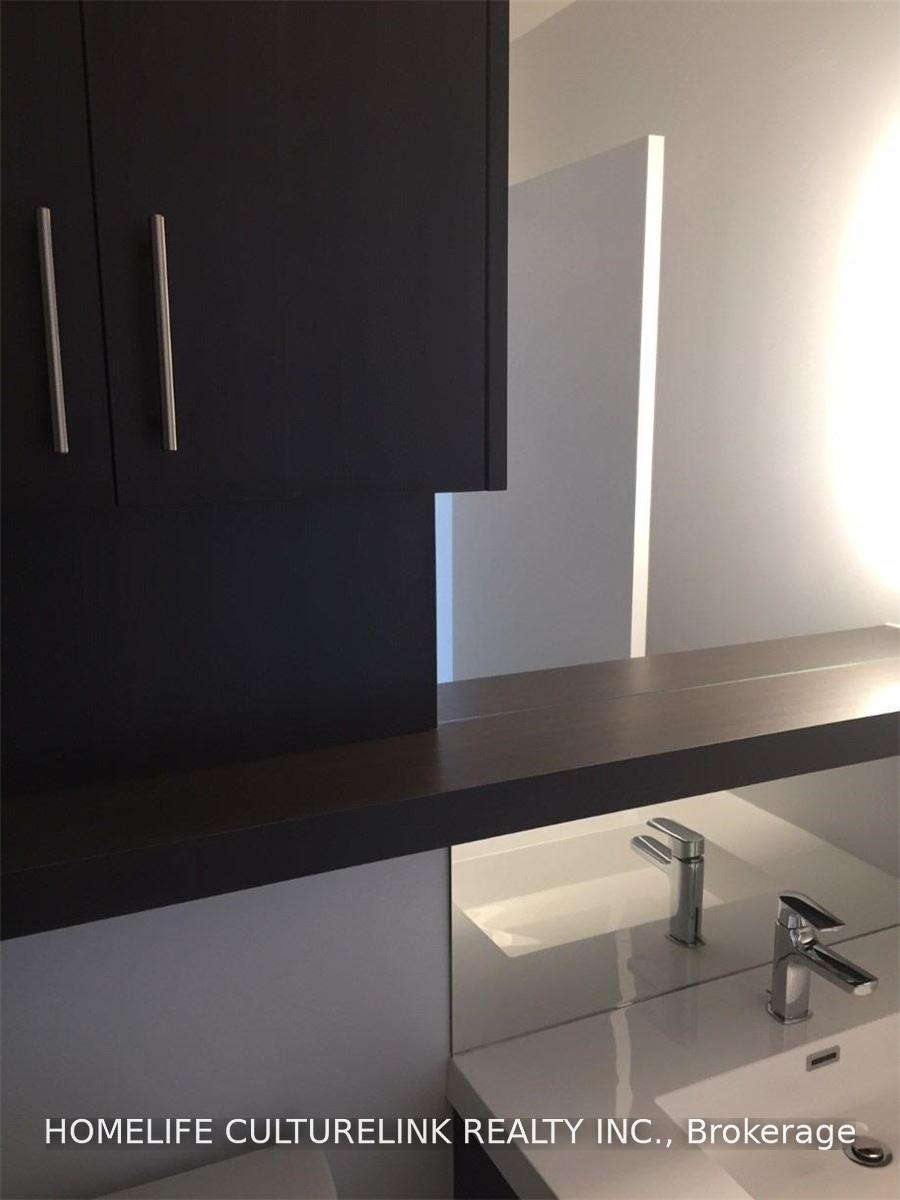 Photo 12 of Unit 701, 128 Fairview Mall Drive, North York, Don Valley Village — HOMEH