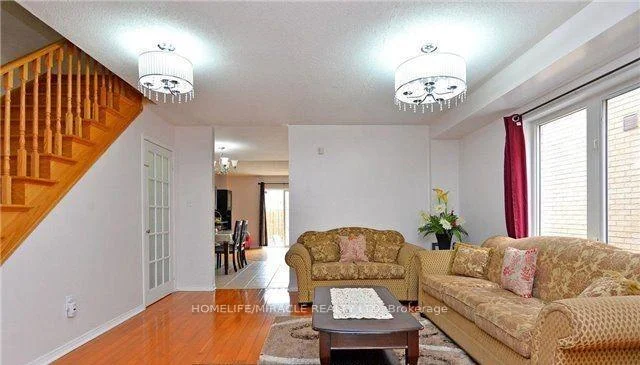 Photo 12 of 34 Palleschi Drive, Brampton, Brampton East — HOMEH