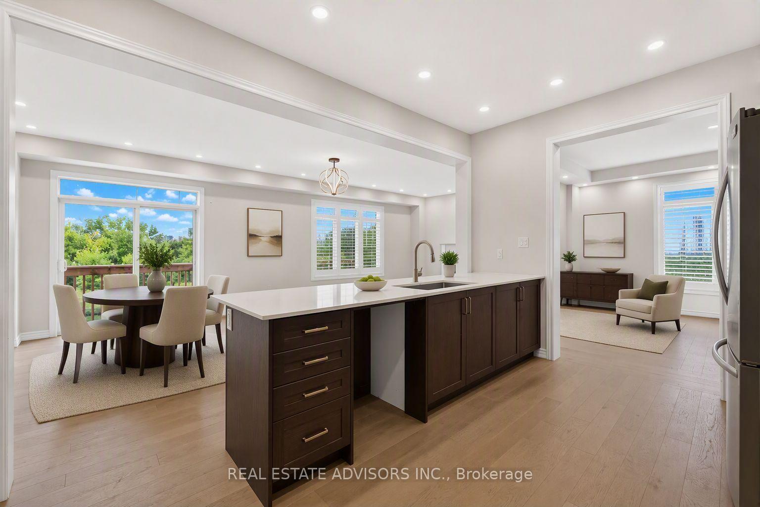 Photo 7 of 574 Queen Mary Drive, Brampton, Northwest Brampton — HOMEH