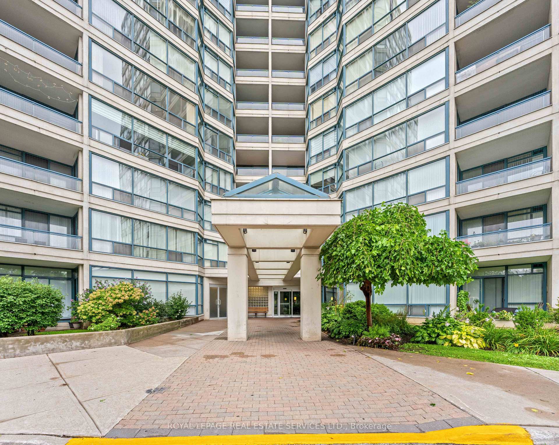 Photo 4 of Unit 413, 4725 Sheppard Avenue E, Scarborough, Agincourt South-Malvern West — HOMEH