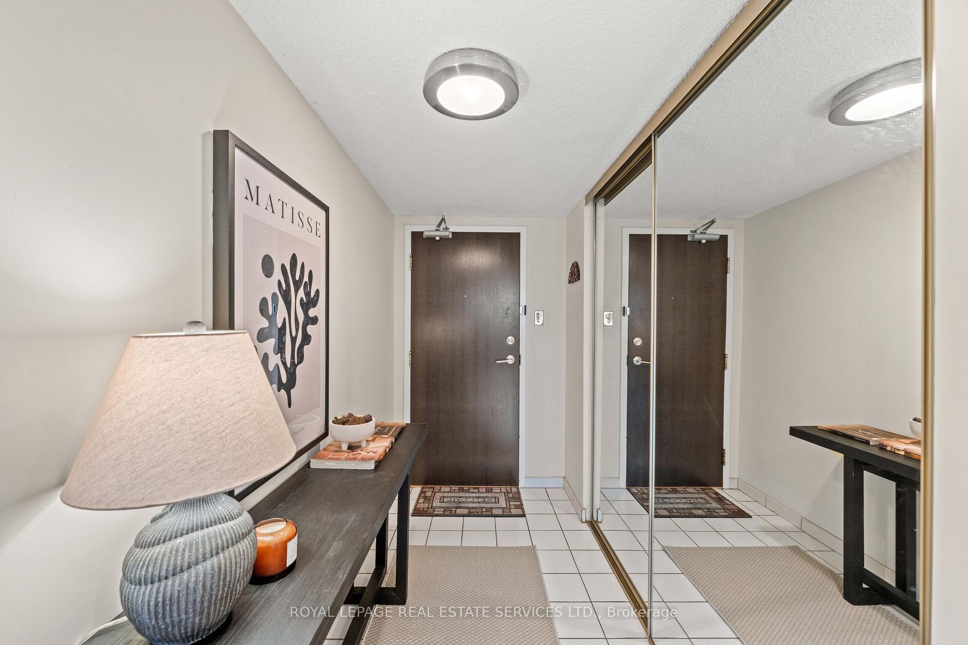 Photo 5 of Unit 413, 4725 Sheppard Avenue E, Scarborough, Agincourt South-Malvern West — HOMEH