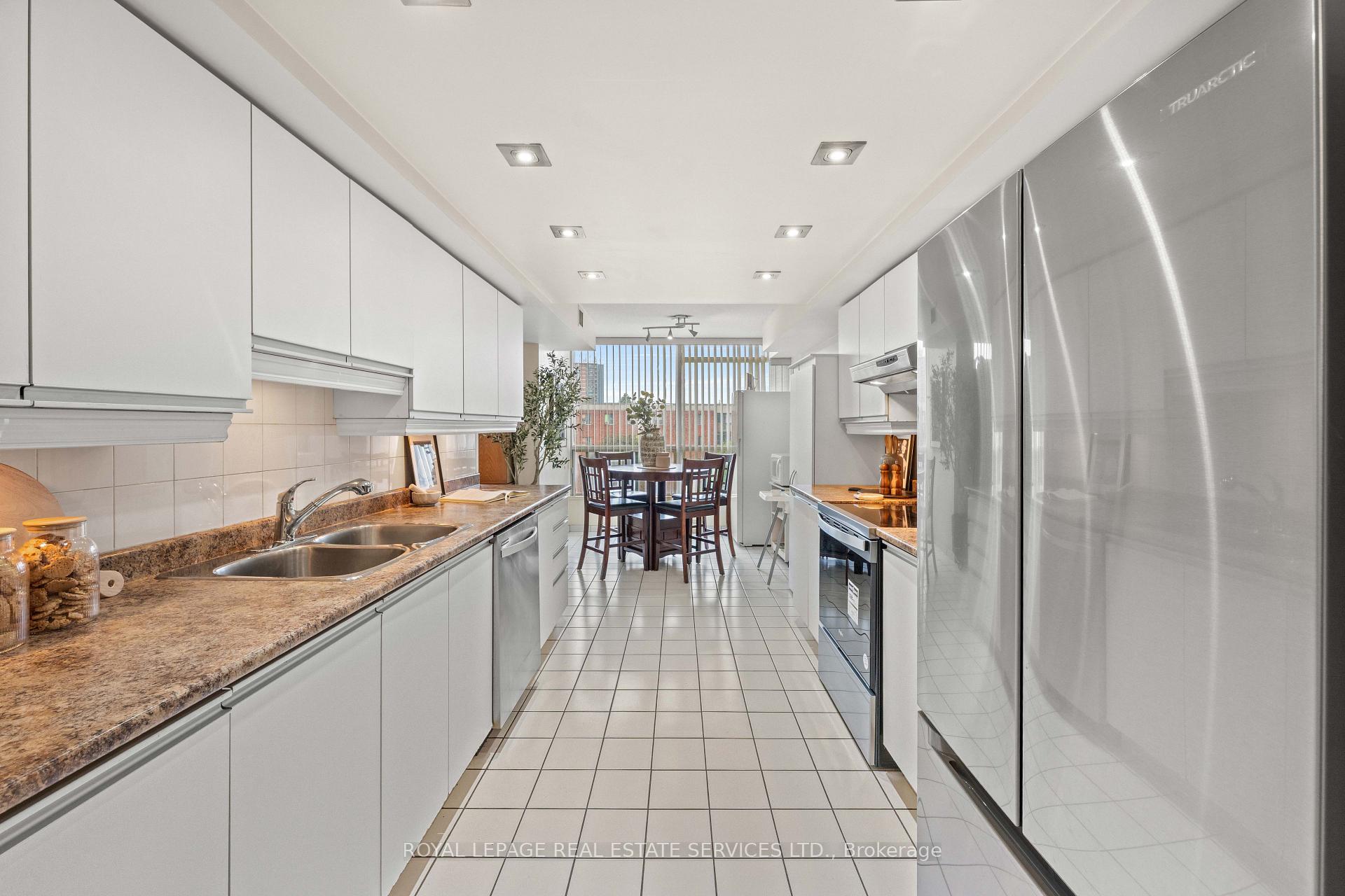 Photo 7 of Unit 413, 4725 Sheppard Avenue E, Scarborough, Agincourt South-Malvern West — HOMEH