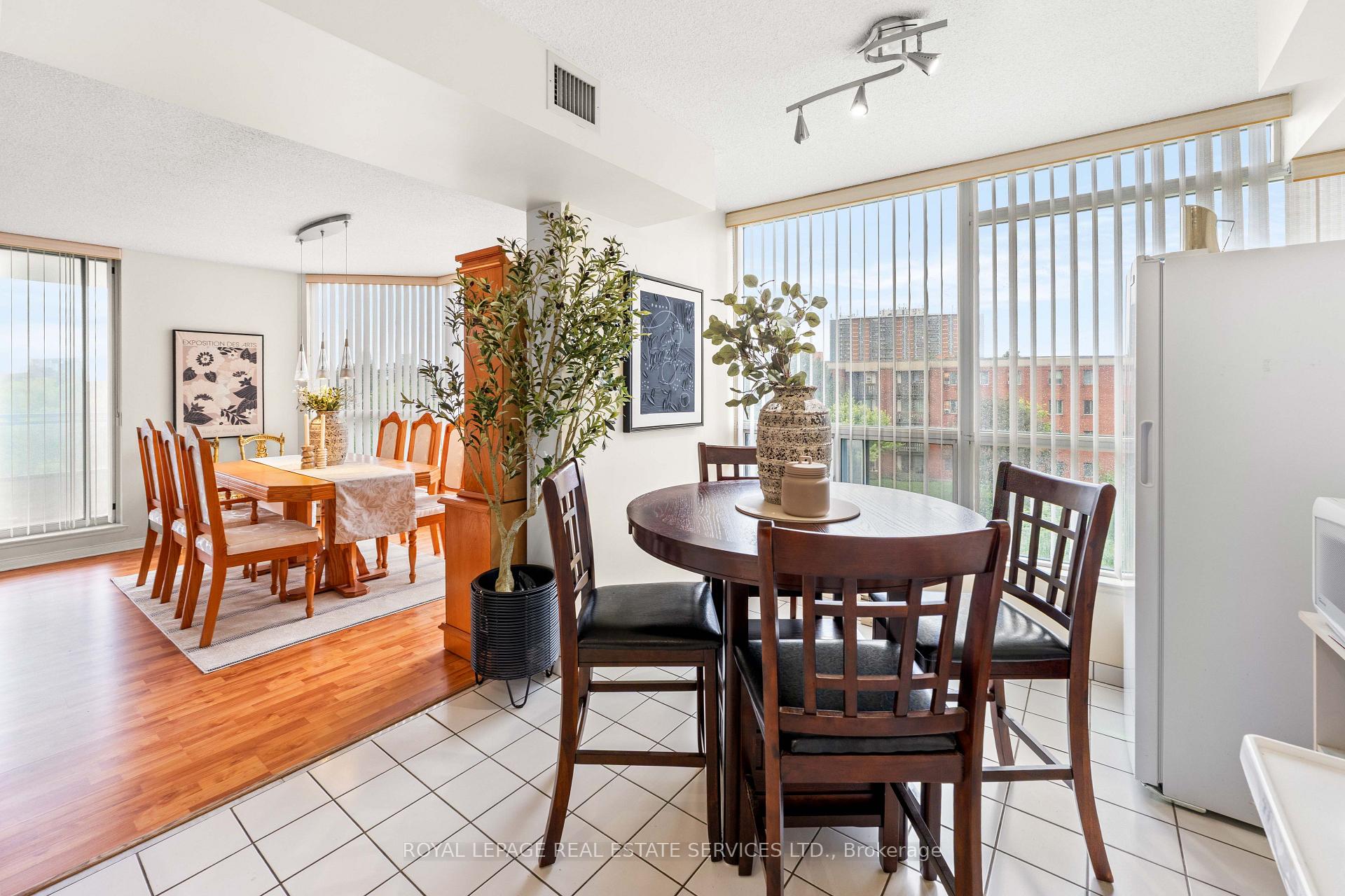 Photo 14 of Unit 413, 4725 Sheppard Avenue E, Scarborough, Agincourt South-Malvern West — HOMEH