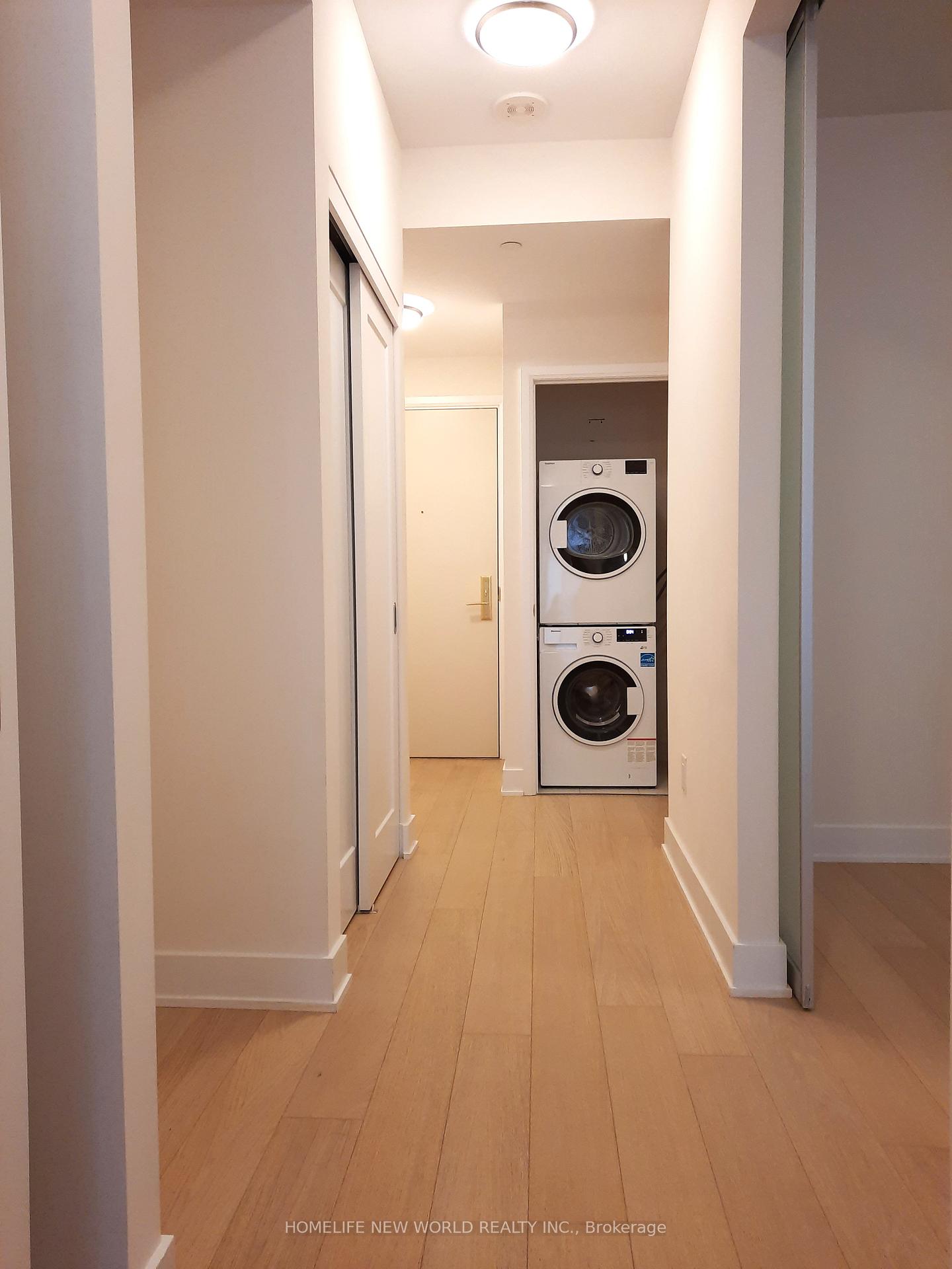 Photo 4 of Unit 707, 88 Cumberland Street, Toronto, The Annex — HOMEH