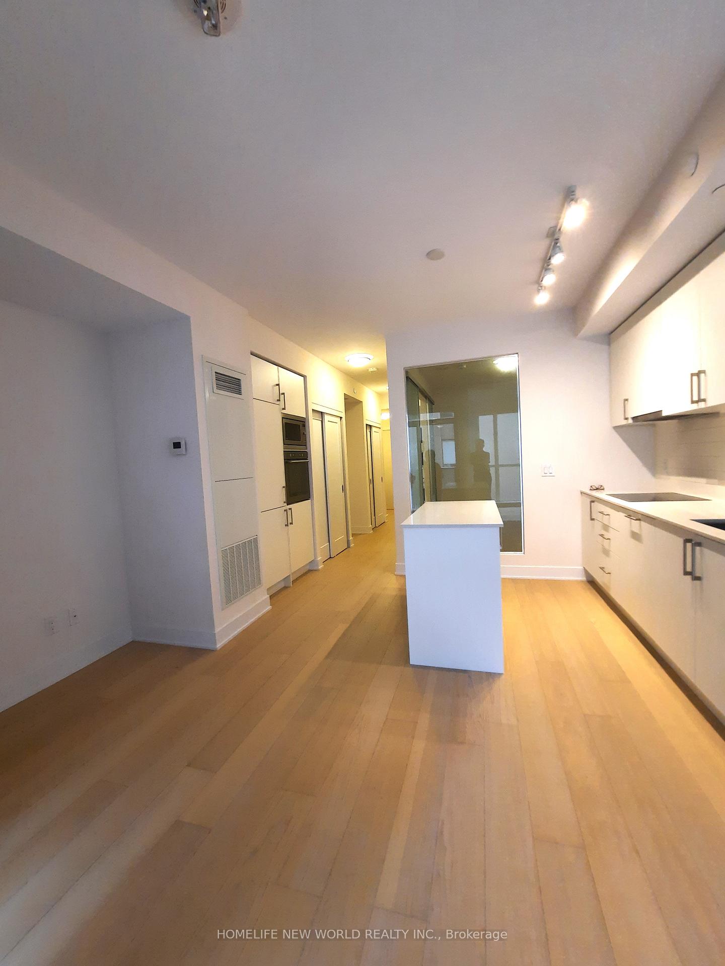 Photo 10 of Unit 707, 88 Cumberland Street, Toronto, The Annex — HOMEH