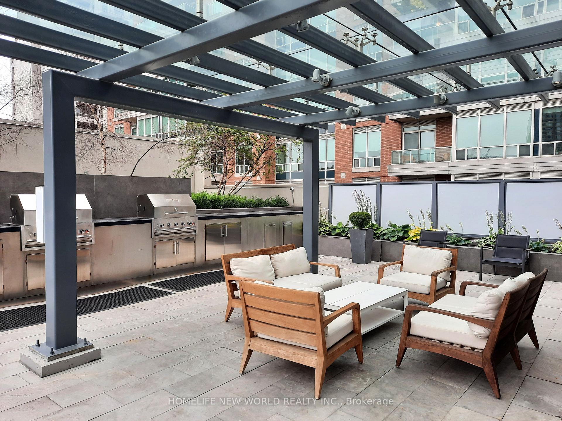 Photo 13 of Unit 707, 88 Cumberland Street, Toronto, The Annex — HOMEH