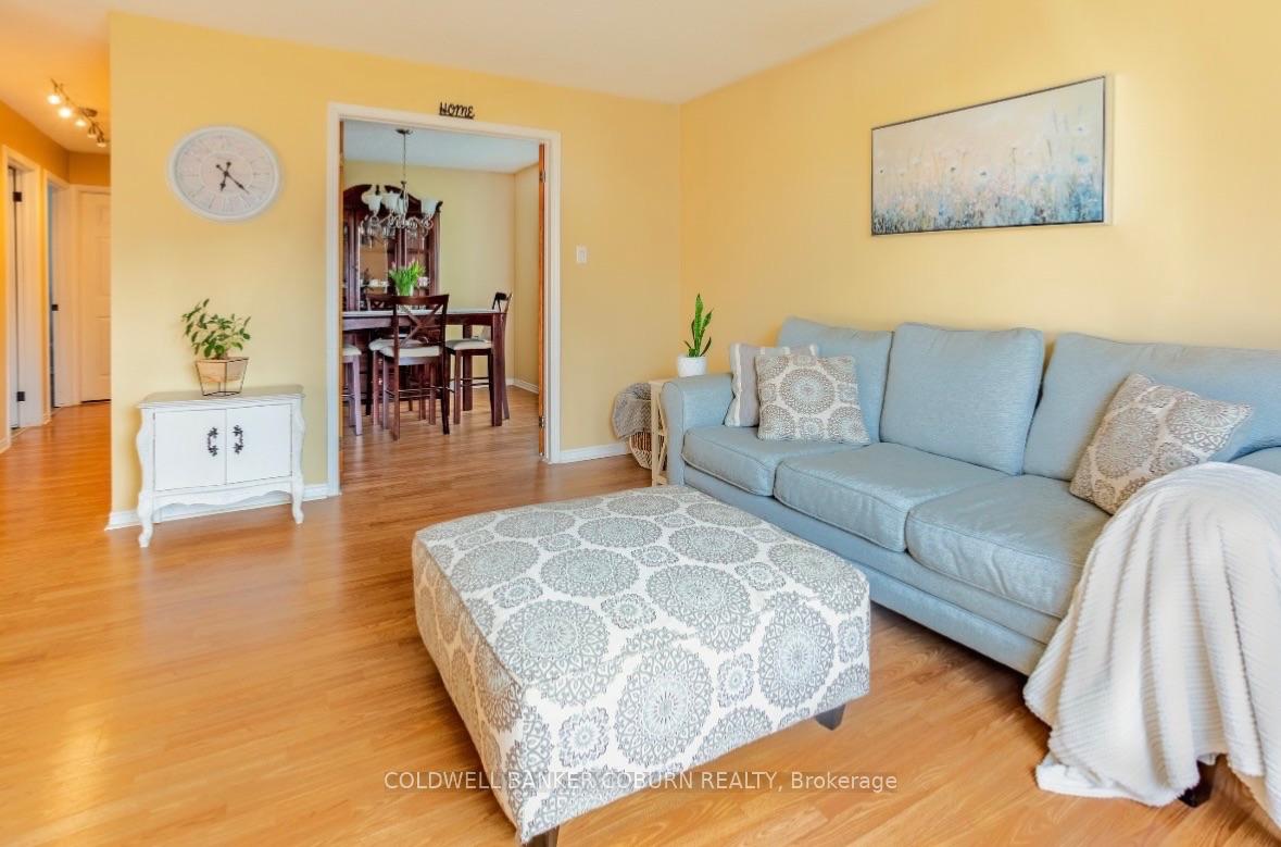Photo 5 of 28 Landrigan Street, Arnprior, Arnprior — HOMEH