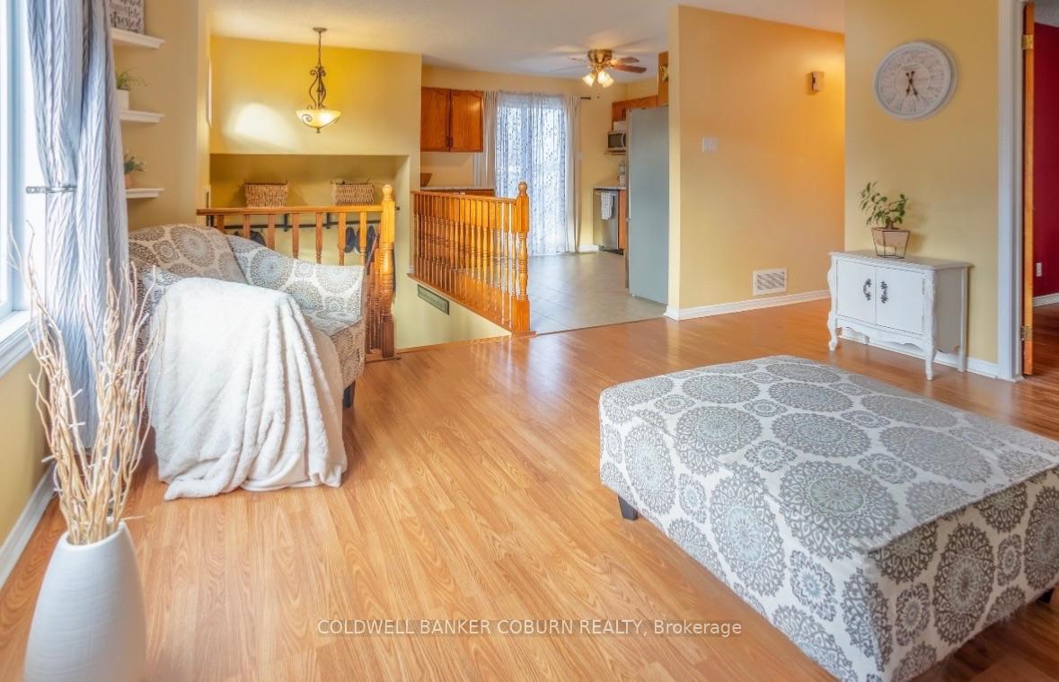 Photo 6 of 28 Landrigan Street, Arnprior, Arnprior — HOMEH