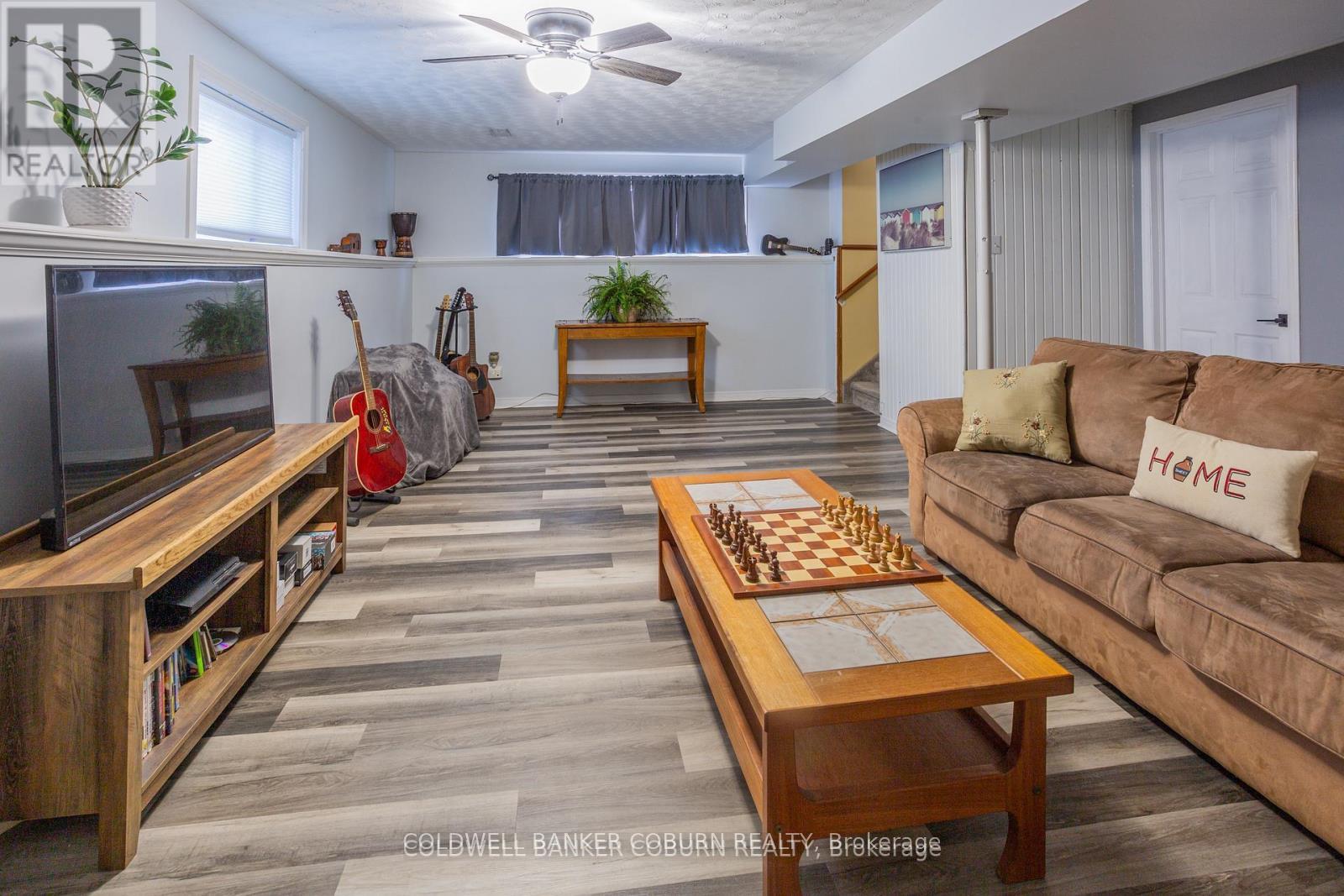Photo 18 of 28 Landrigan Street, Arnprior, Arnprior — HOMEH