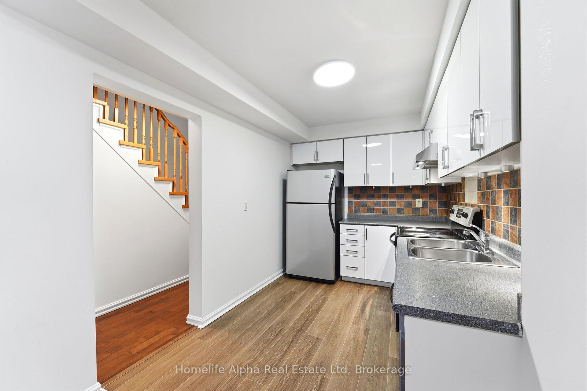 Photo 37 of Unit 10, 6400 Lawrence Avenue E, Scarborough, Rouge — HOMEH