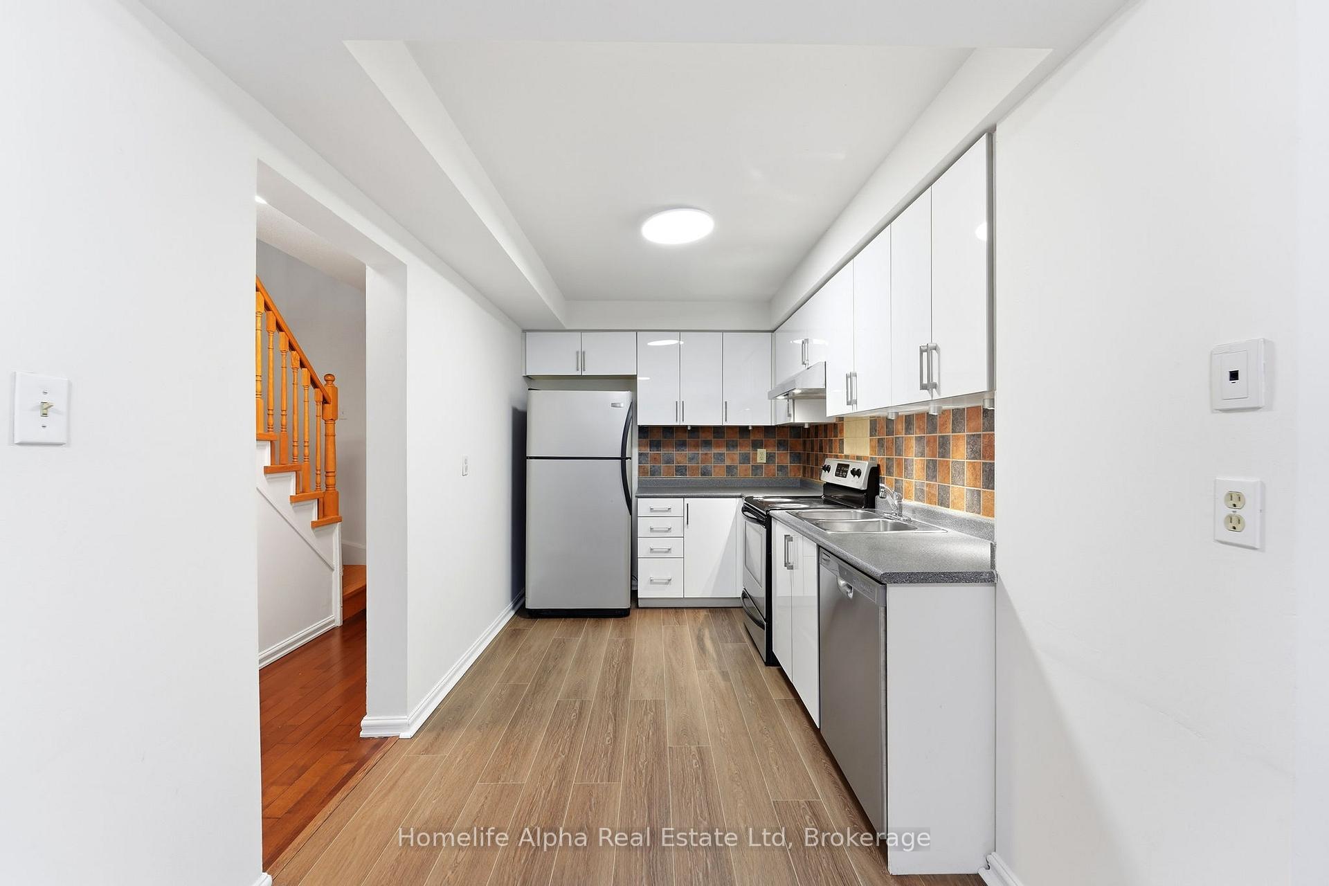 Photo 40 of Unit 10, 6400 Lawrence Avenue E, Scarborough, Rouge — HOMEH