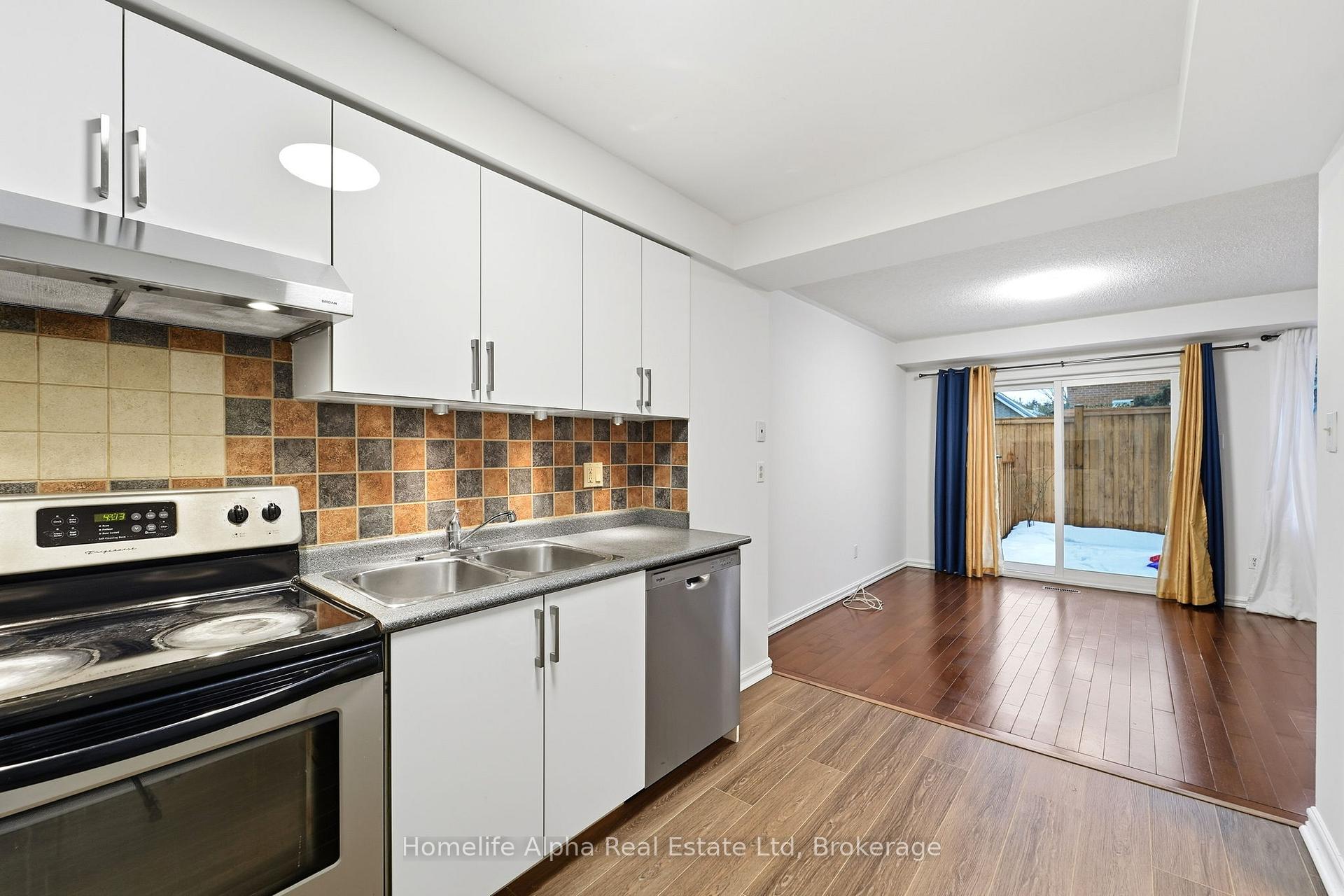 Photo 43 of Unit 10, 6400 Lawrence Avenue E, Scarborough, Rouge — HOMEH