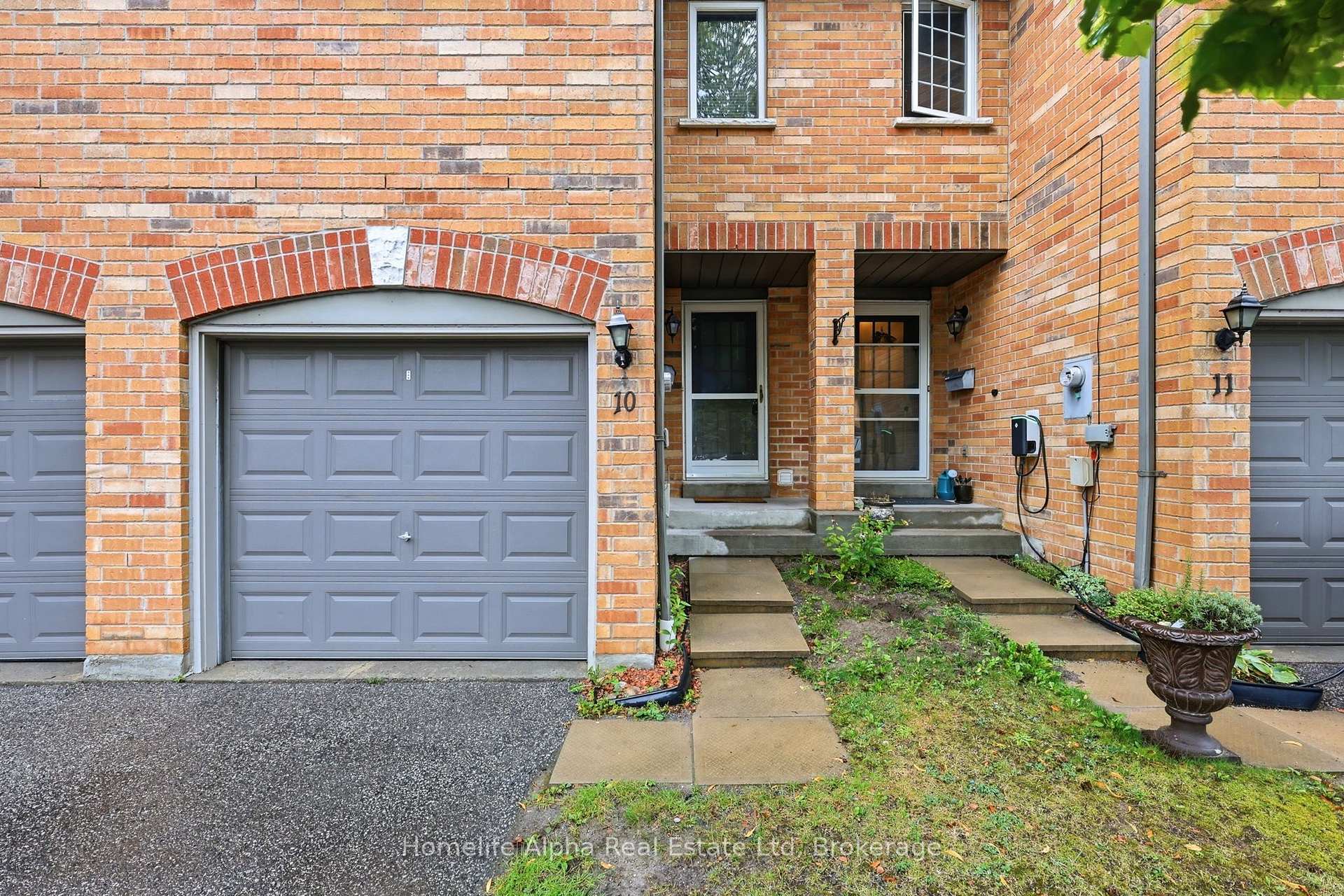 Photo 8 of Unit 10, 6400 Lawrence Avenue E, Scarborough, Rouge — HOMEH