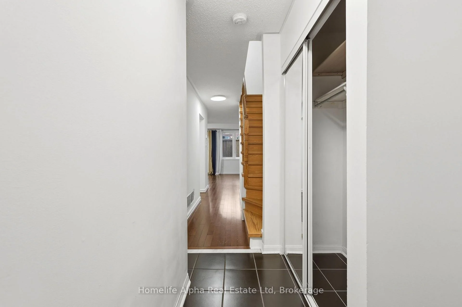 Photo 12 of Unit 10, 6400 Lawrence Avenue E, Scarborough, Rouge — HOMEH