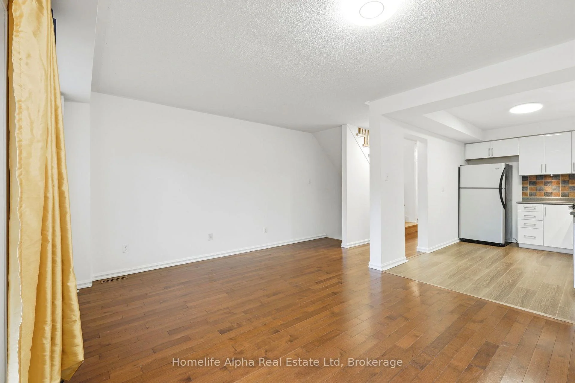 Photo 27 of Unit 10, 6400 Lawrence Avenue E, Scarborough, Rouge — HOMEH
