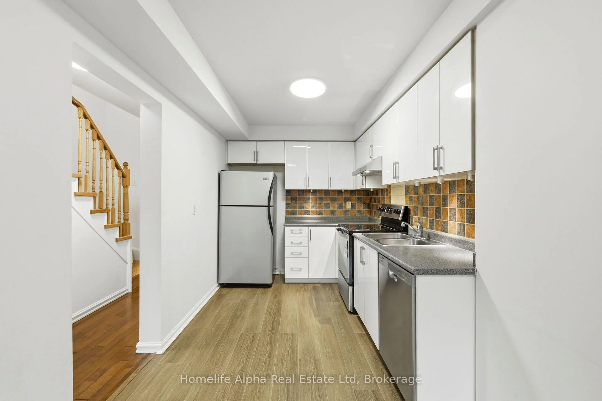 Photo 36 of Unit 10, 6400 Lawrence Avenue E, Scarborough, Rouge — HOMEH