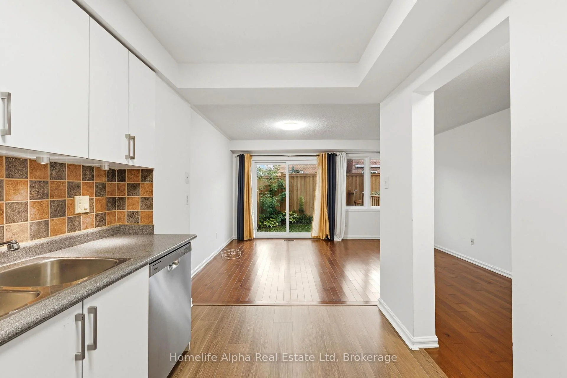 Photo 42 of Unit 10, 6400 Lawrence Avenue E, Scarborough, Rouge — HOMEH