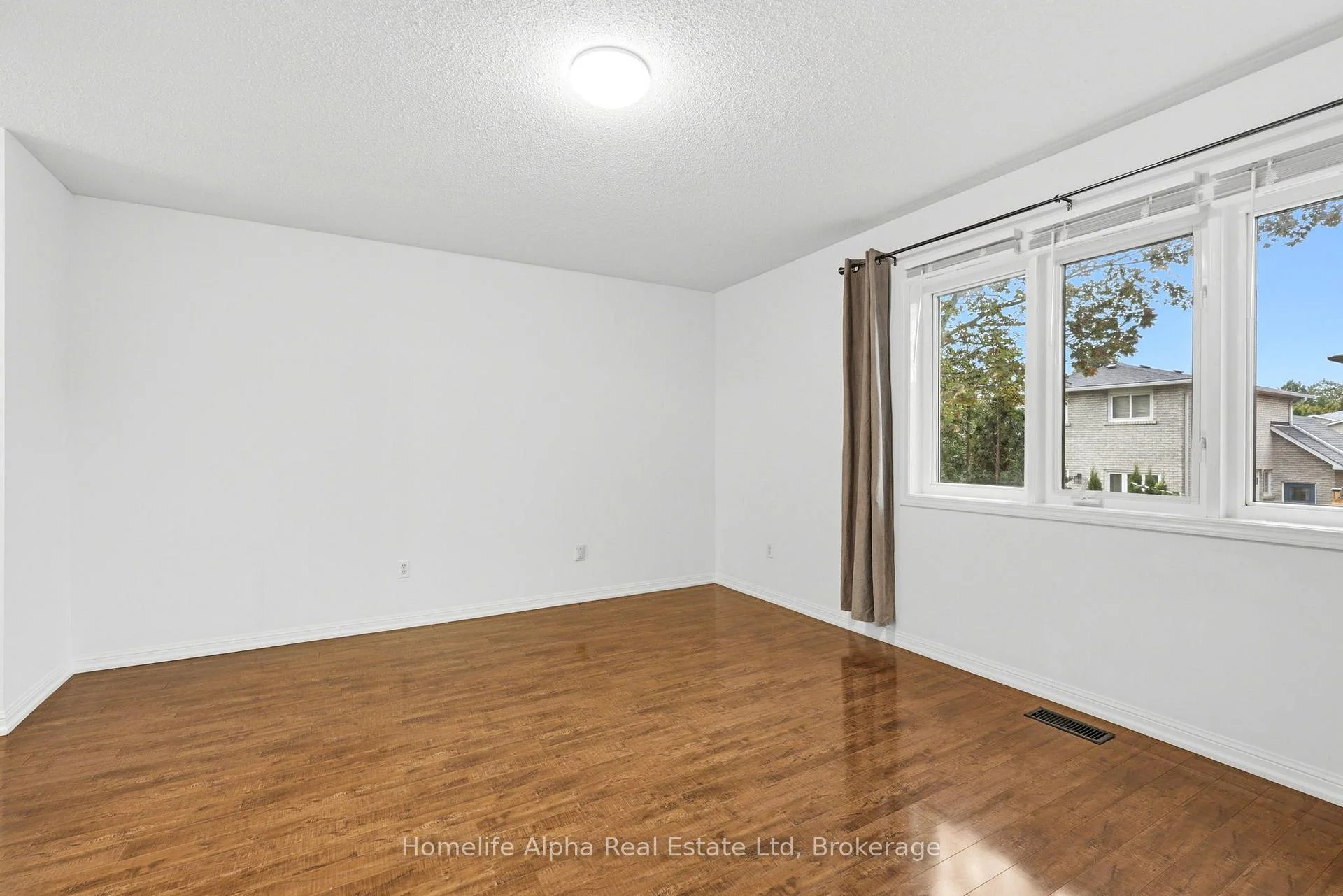 Photo 50 of Unit 10, 6400 Lawrence Avenue E, Scarborough, Rouge — HOMEH