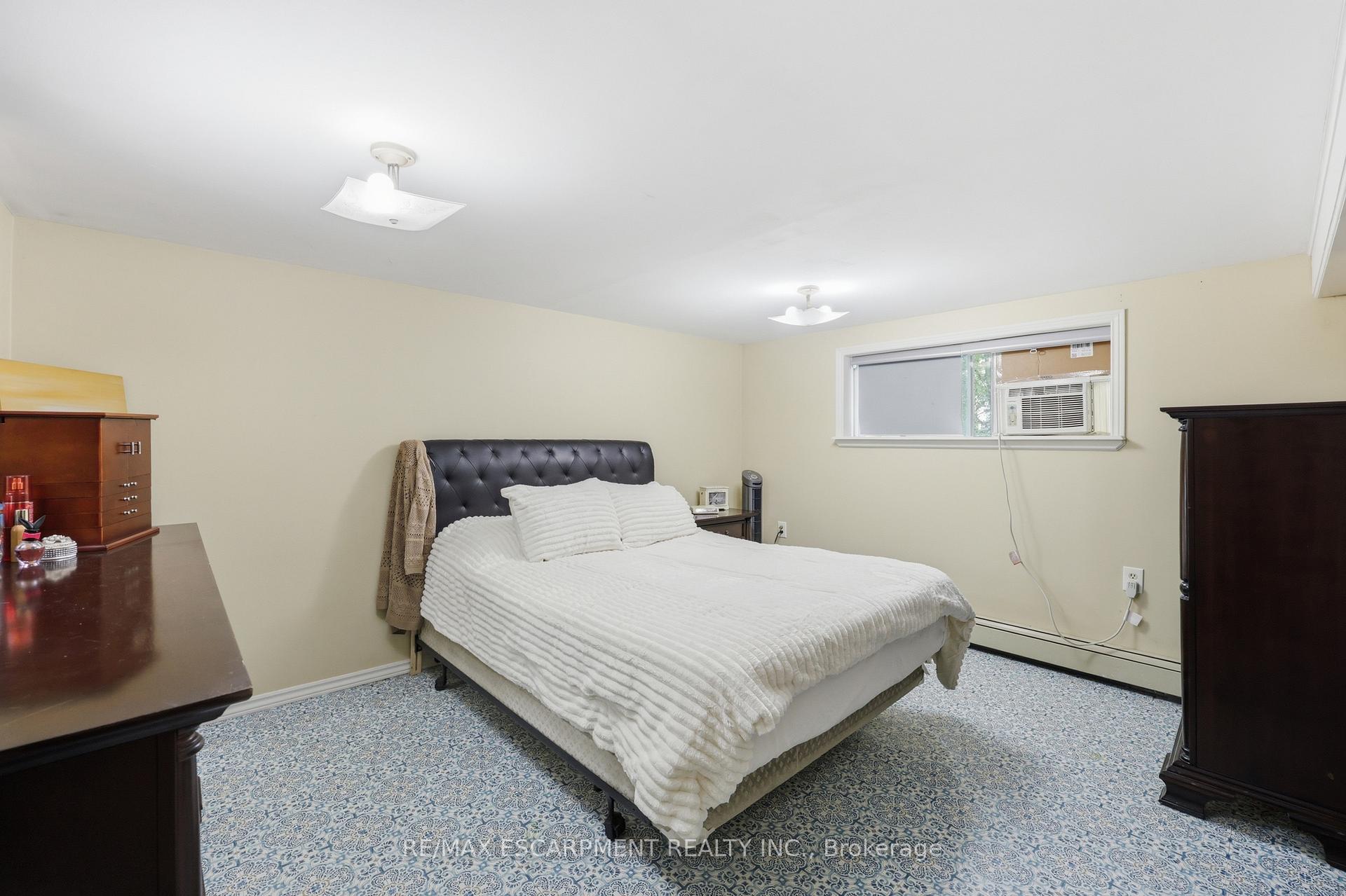 Photo 9 of 8404 Chippewa Road, Hamilton, Mount Hope — HOMEH