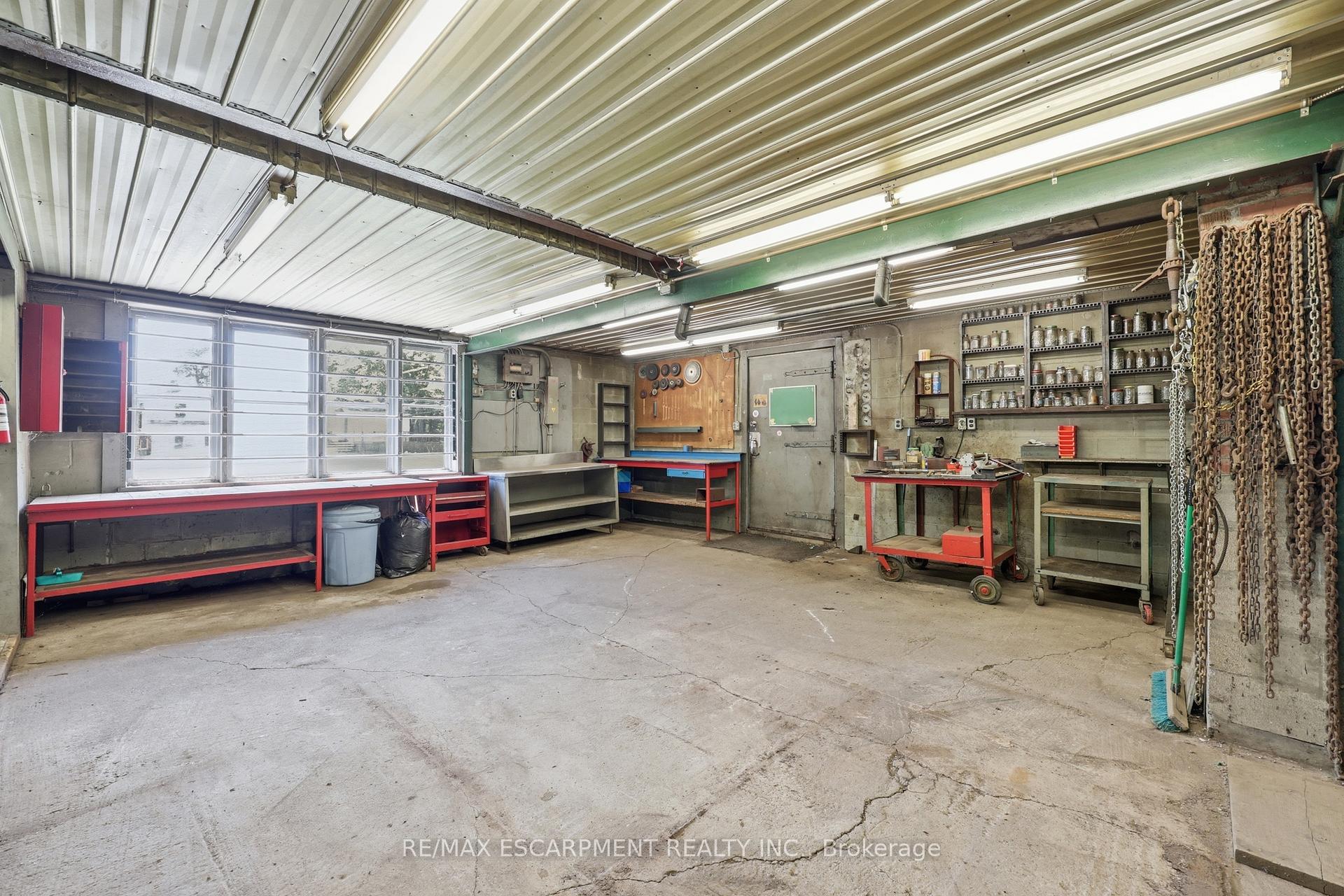 Photo 38 of 8404 Chippewa Road, Hamilton, Mount Hope — HOMEH