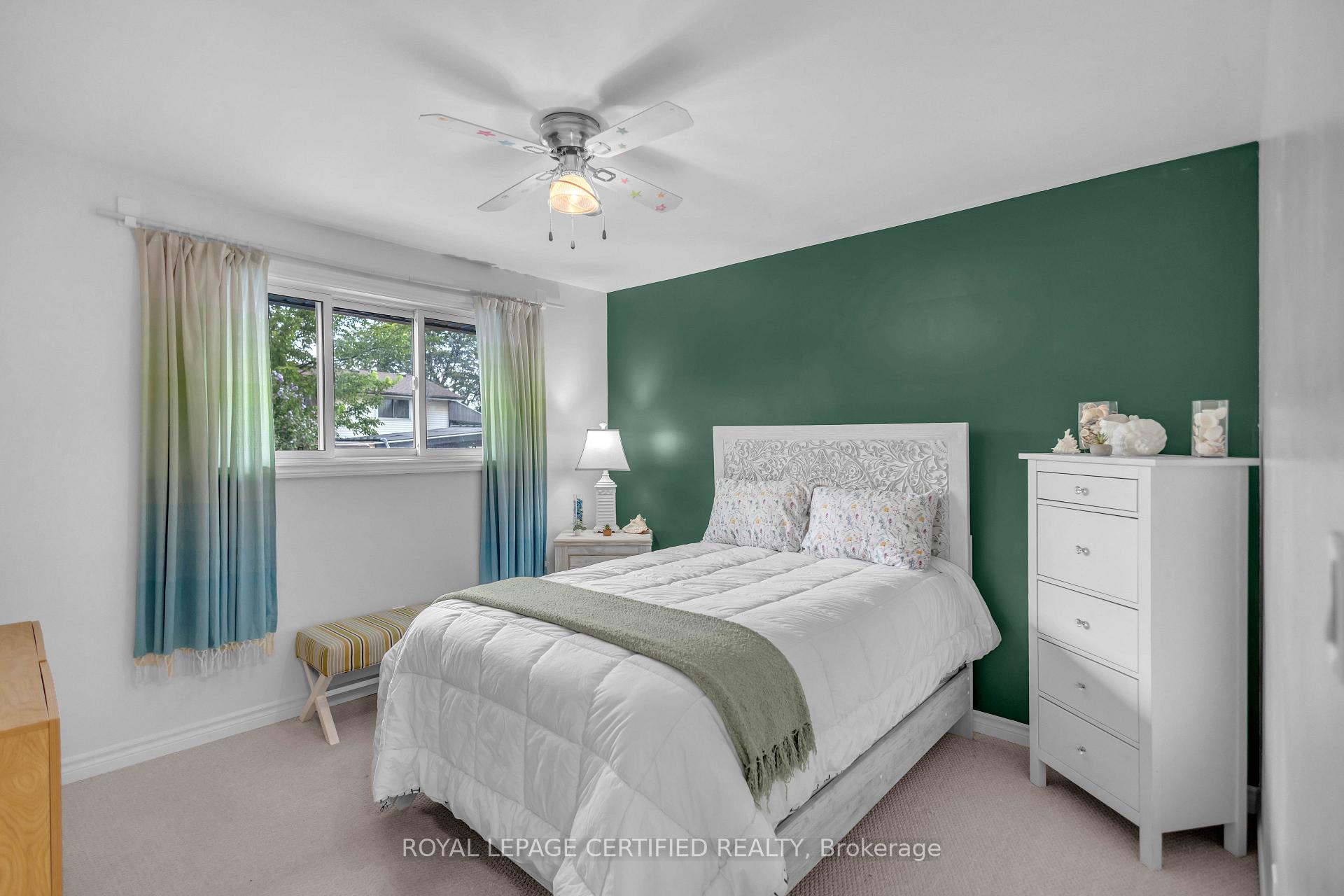 Photo 17 of 24 Northgate Drive, Hamilton, Lisgar — HOMEH