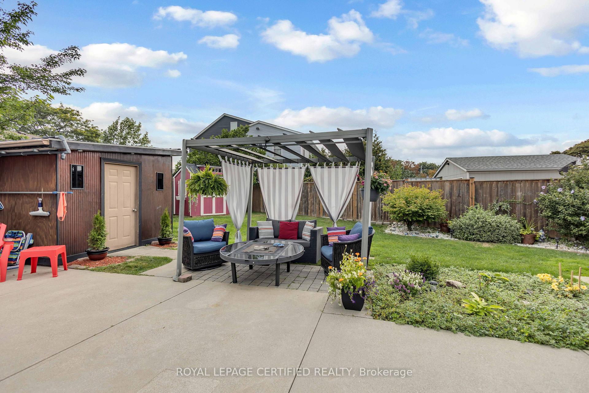 Photo 39 of 24 Northgate Drive, Hamilton, Lisgar — HOMEH