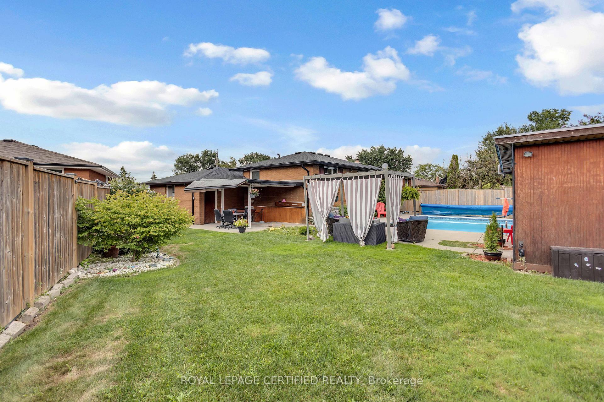 Photo 41 of 24 Northgate Drive, Hamilton, Lisgar — HOMEH