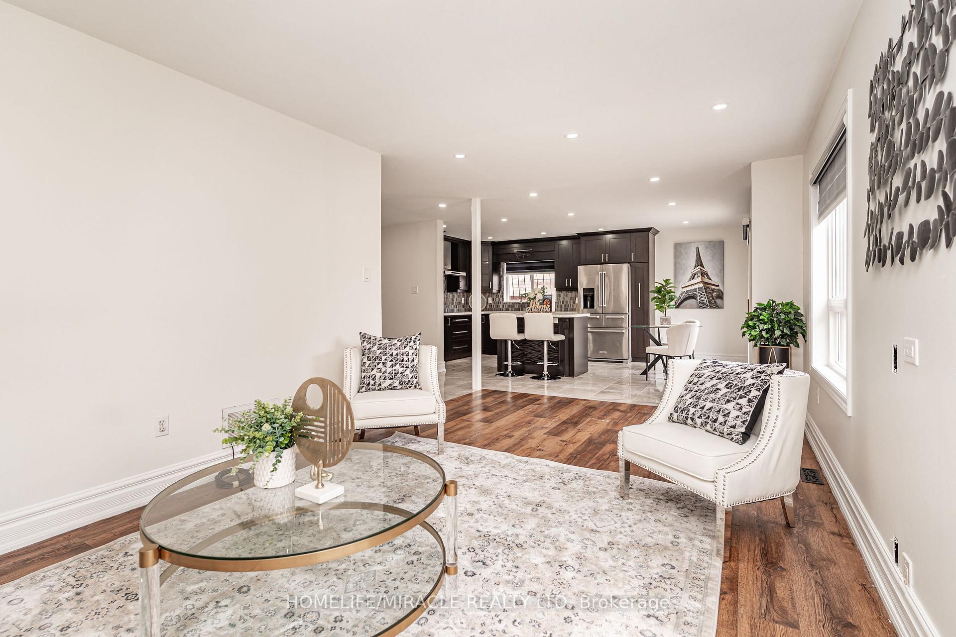 Photo 21 of 5 Octillo Boulevard, Brampton, Sandringham-Wellington — HOMEH