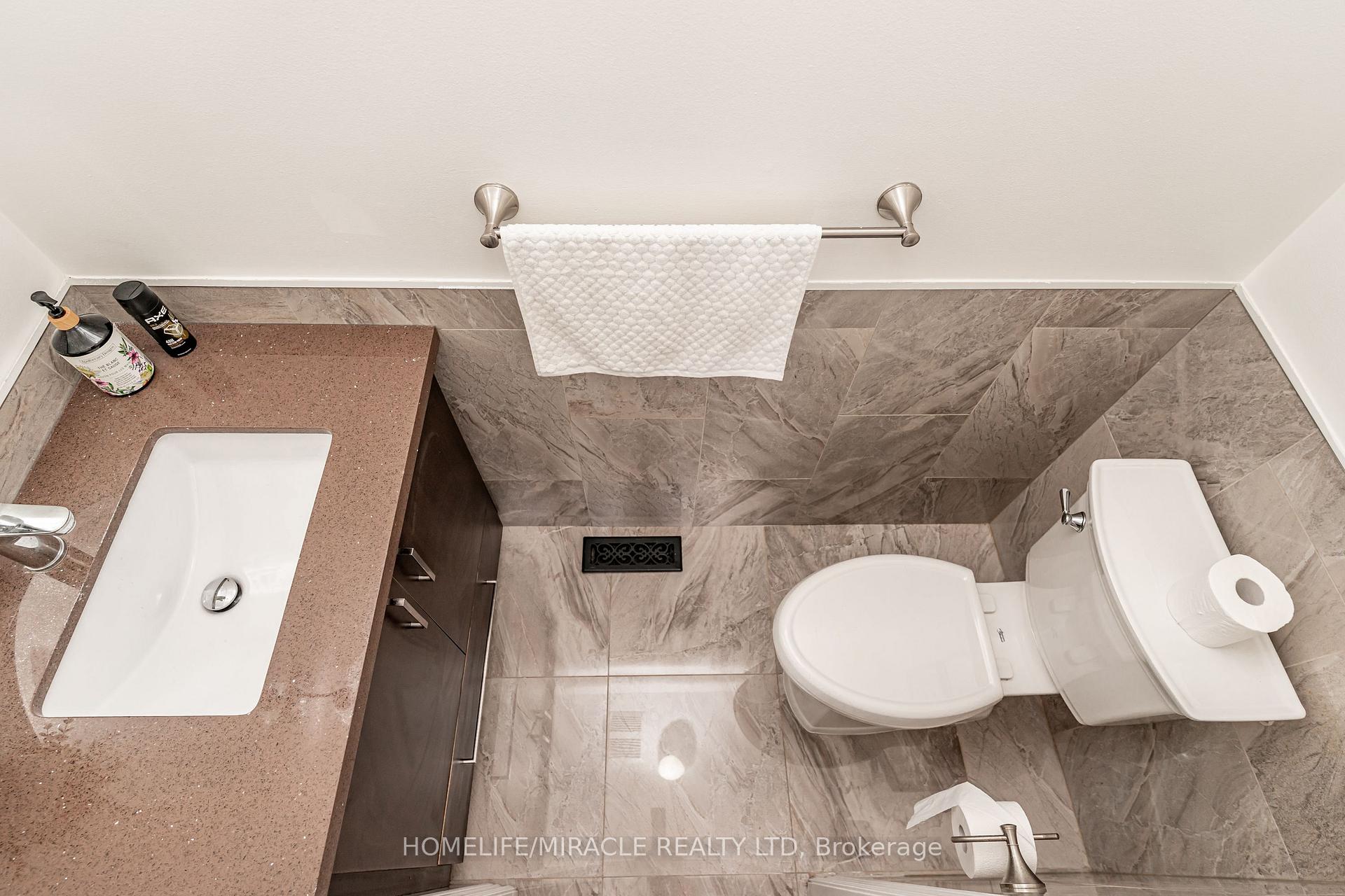 Photo 23 of 5 Octillo Boulevard, Brampton, Sandringham-Wellington — HOMEH