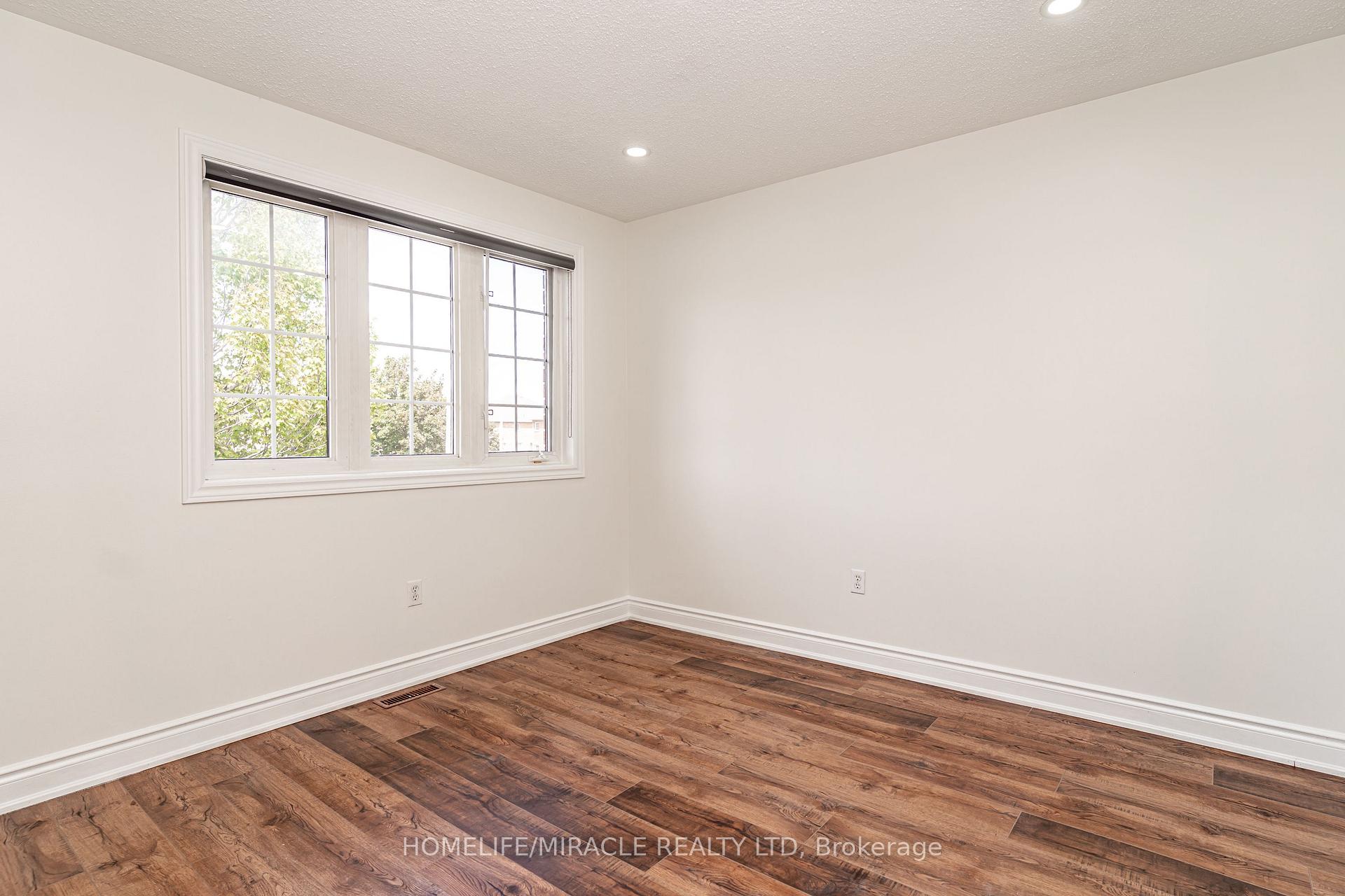 Photo 34 of 5 Octillo Boulevard, Brampton, Sandringham-Wellington — HOMEH