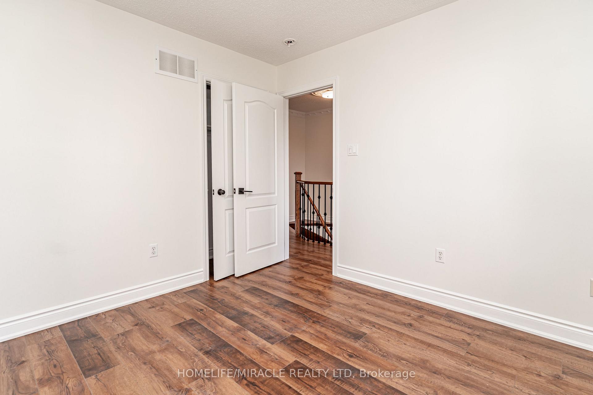 Photo 35 of 5 Octillo Boulevard, Brampton, Sandringham-Wellington — HOMEH