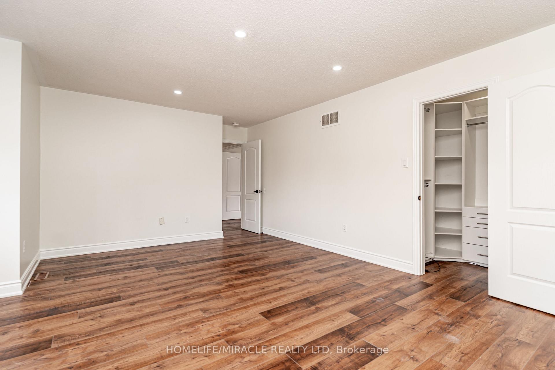 Photo 38 of 5 Octillo Boulevard, Brampton, Sandringham-Wellington — HOMEH