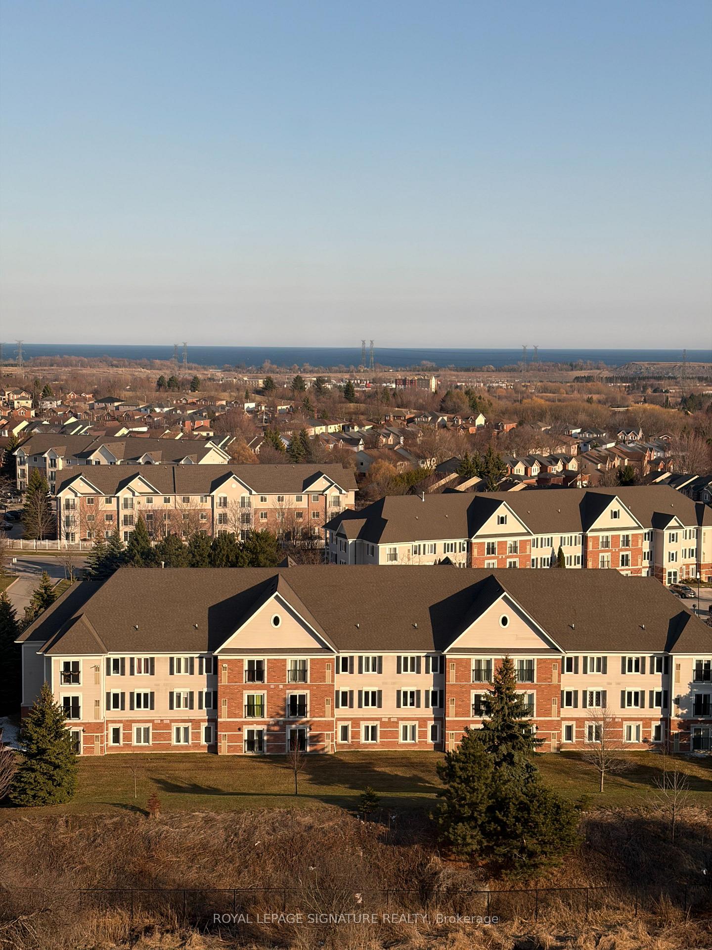Photo 2 of Unit 1104, 51 Clarington Boulevard, Clarington, Bowmanville — HOMEH