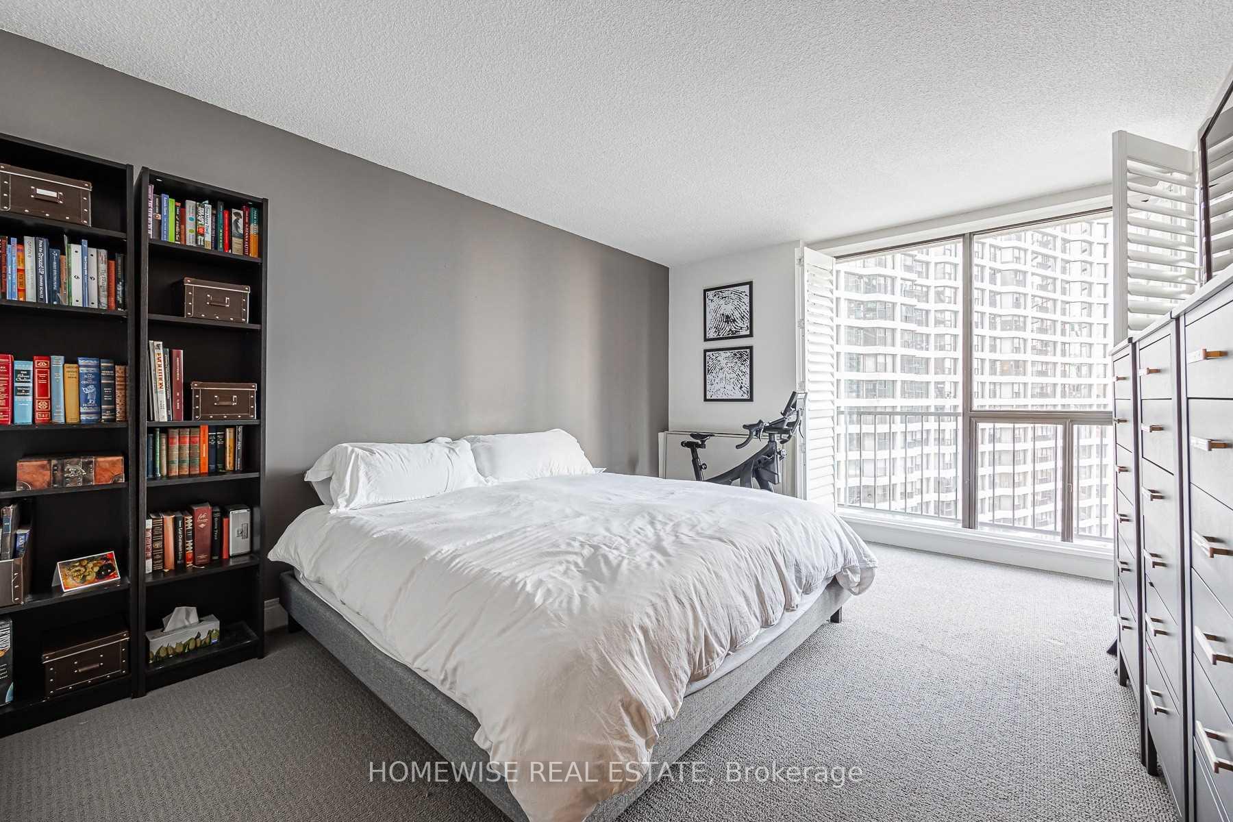 Photo 29 of Unit 1808, 33 Harbour Square, Toronto, Waterfront Communities — HOMEH