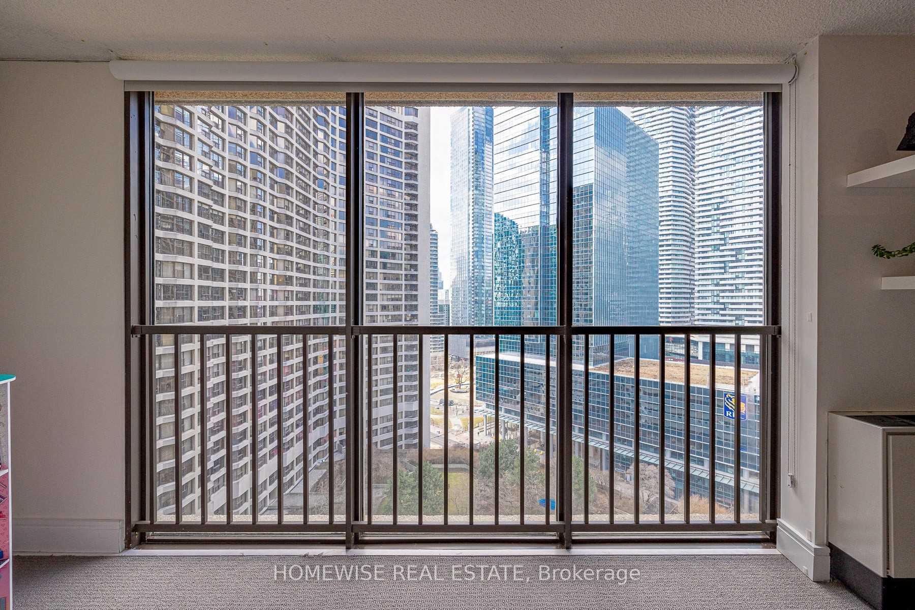 Photo 39 of Unit 1808, 33 Harbour Square, Toronto, Waterfront Communities — HOMEH