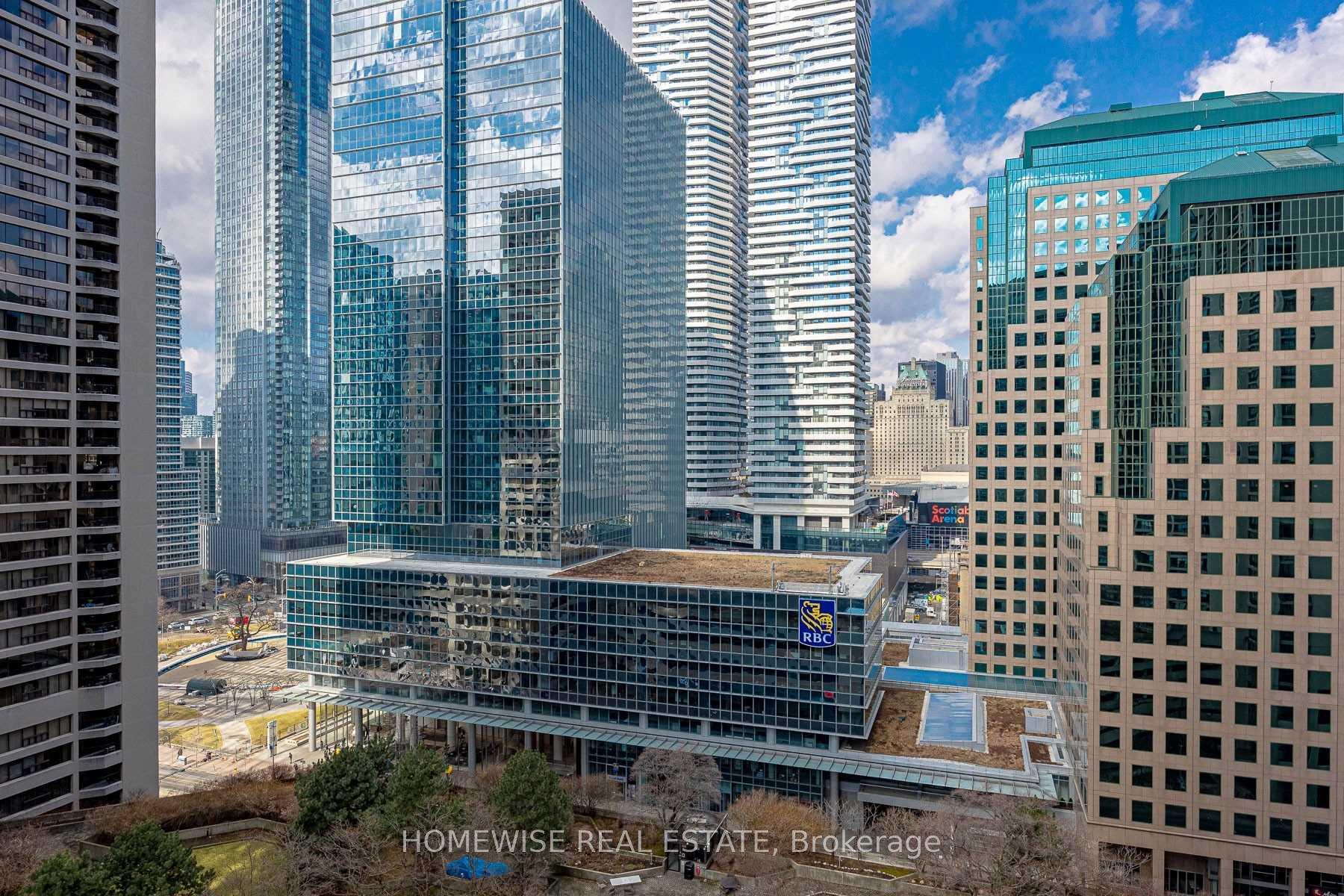 Photo 40 of Unit 1808, 33 Harbour Square, Toronto, Waterfront Communities — HOMEH