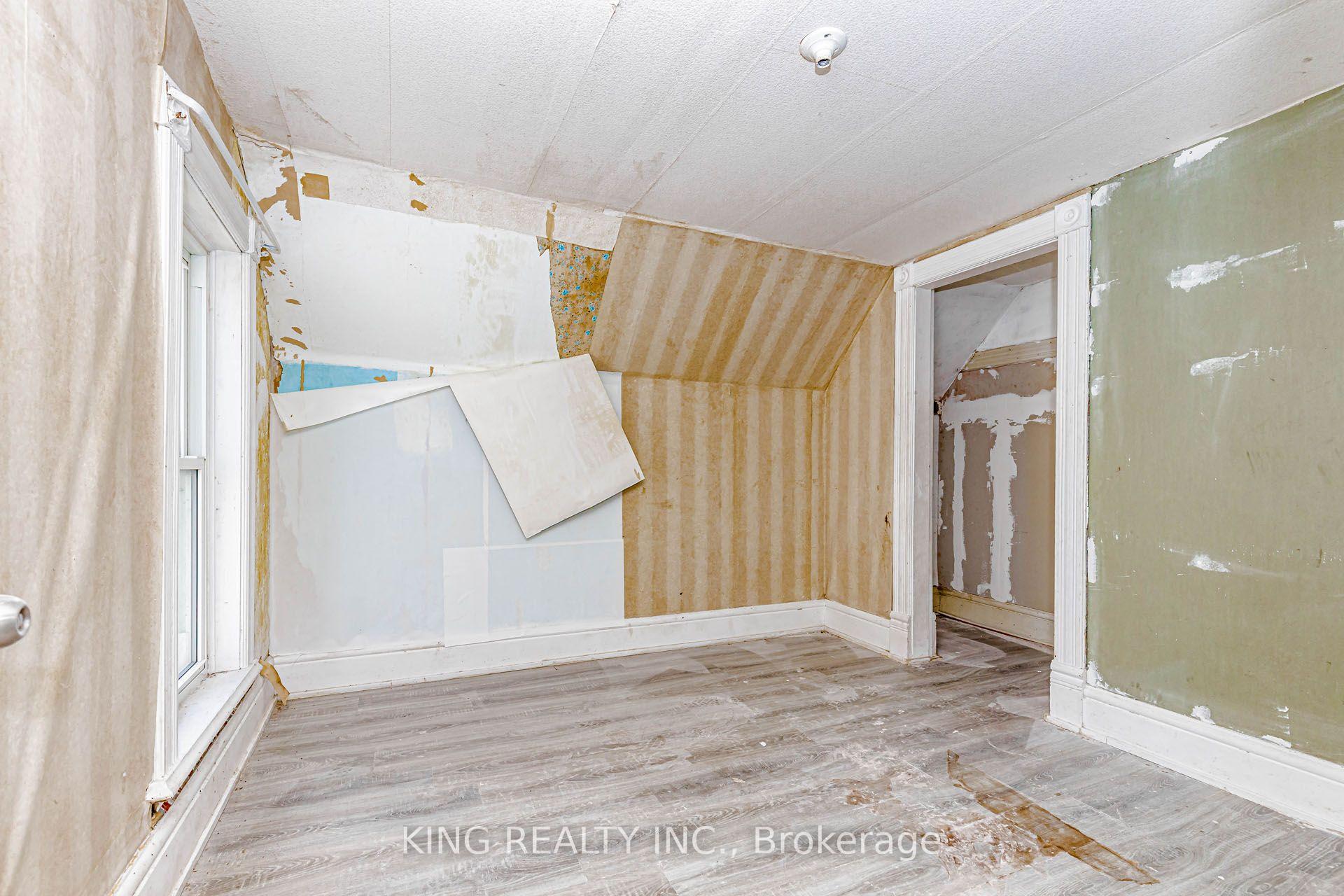 Photo 37 of 4538 Dorchester Road, Thames Centre, Rural Thames Centre — HOMEH