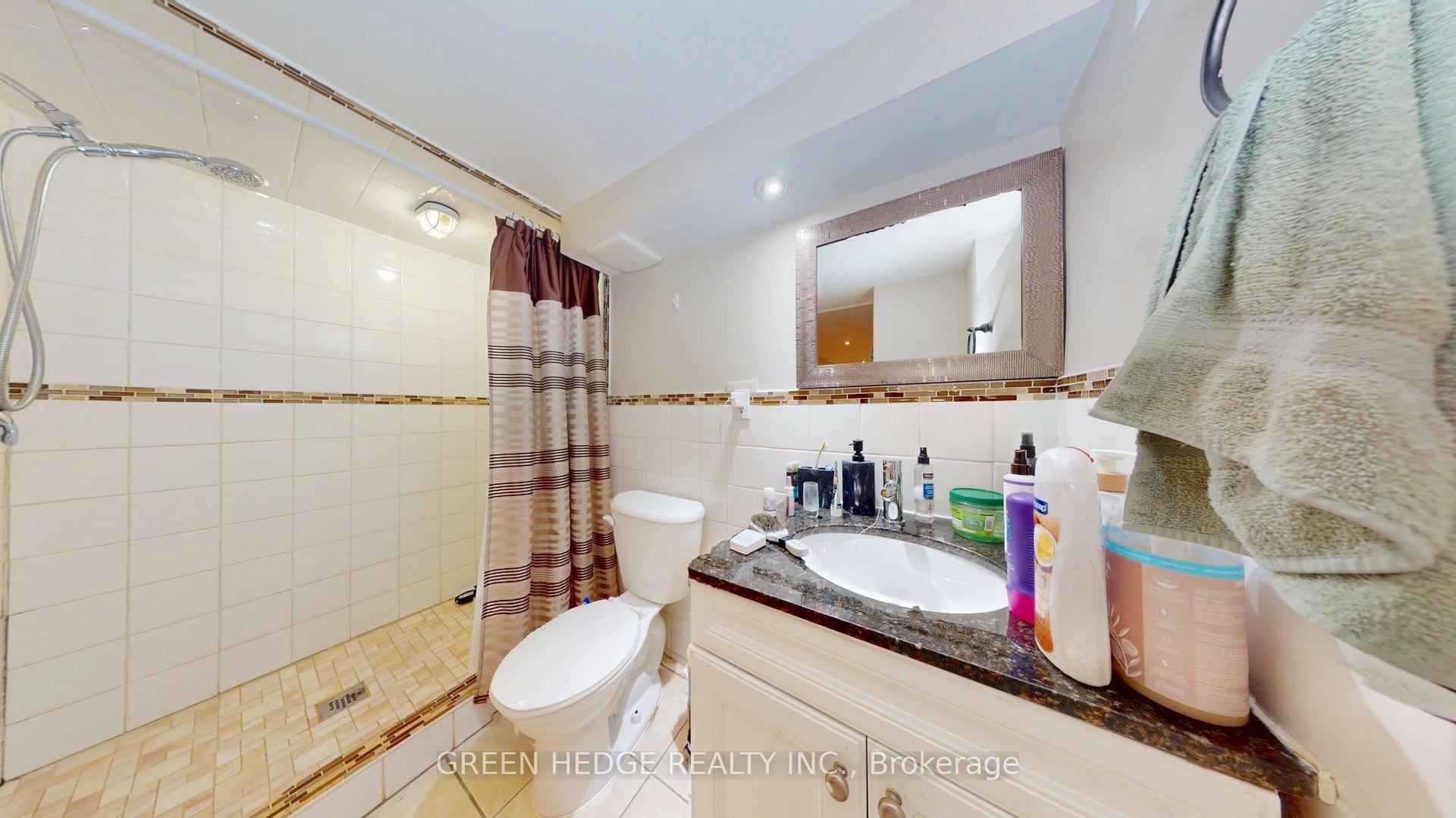 Photo 30 of 66 Cliff Street, Toronto, Rockcliffe-Smythe — HOMEH